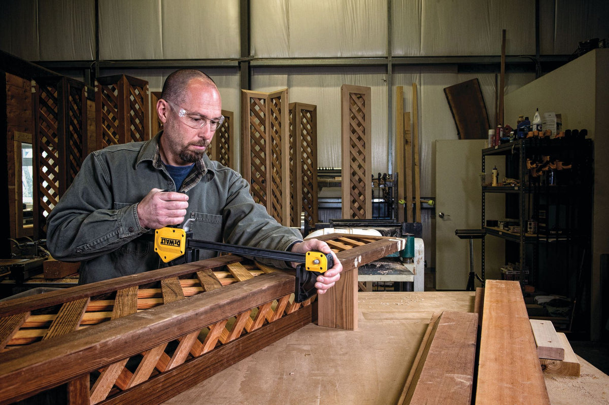 DEWALT DWHT83186 Xl Trigger Clamps 24 - in use