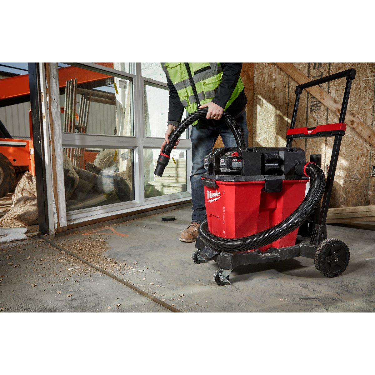 Milwaukee 0930-22HD M18 FUEL™ 12 Gallon Dual-Battery Wet/Dry Vacuum Kit - in use
