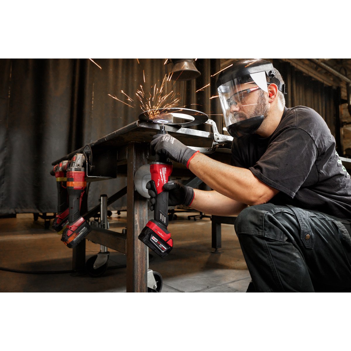 Milwaukee 2984-20 M18 Fuel Variable Speed, Braking Die Grinder - Tool Only - in use