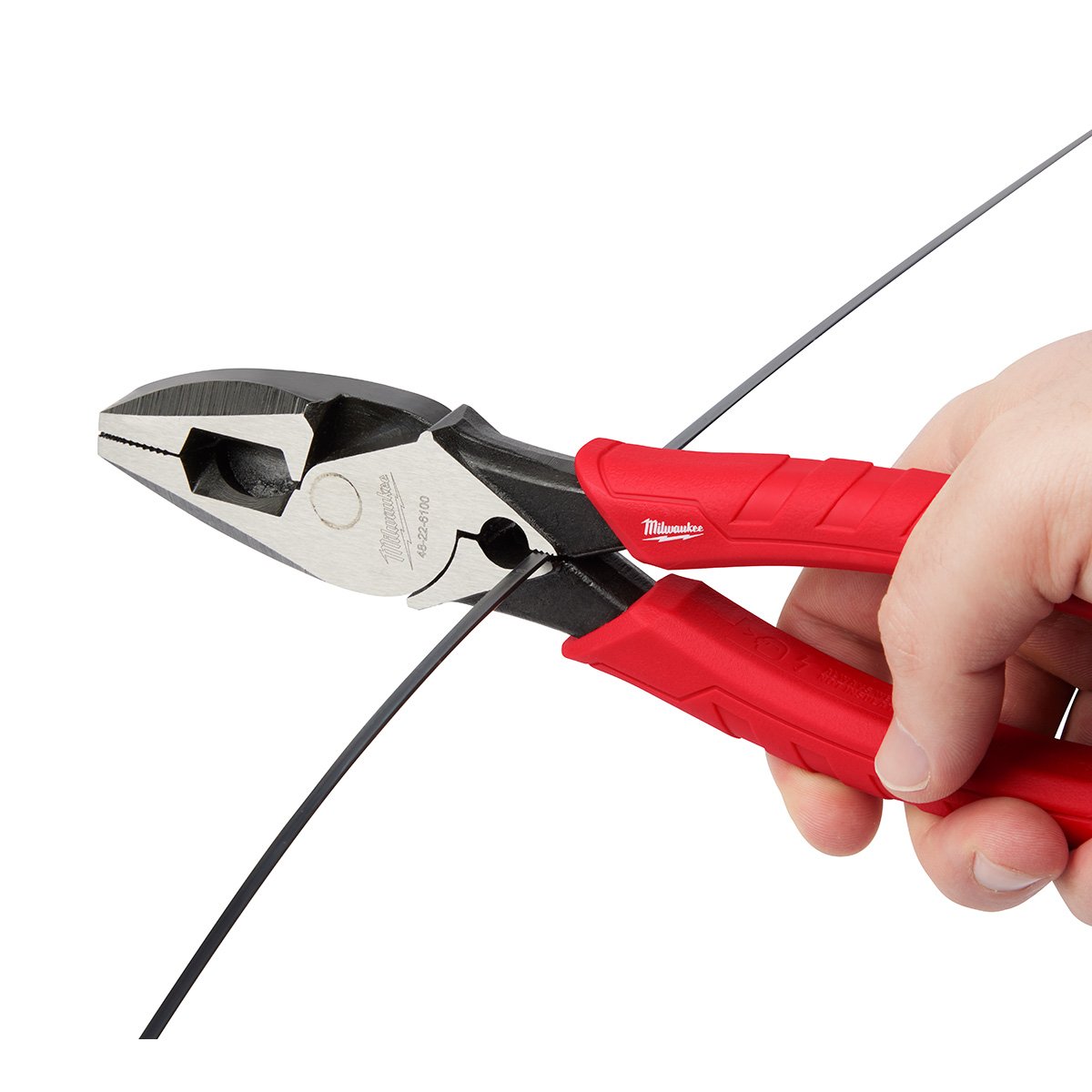Milwaukee 48-22-6100 9 in. High Leverage Lineman's Pliers w/ Crimper - in use