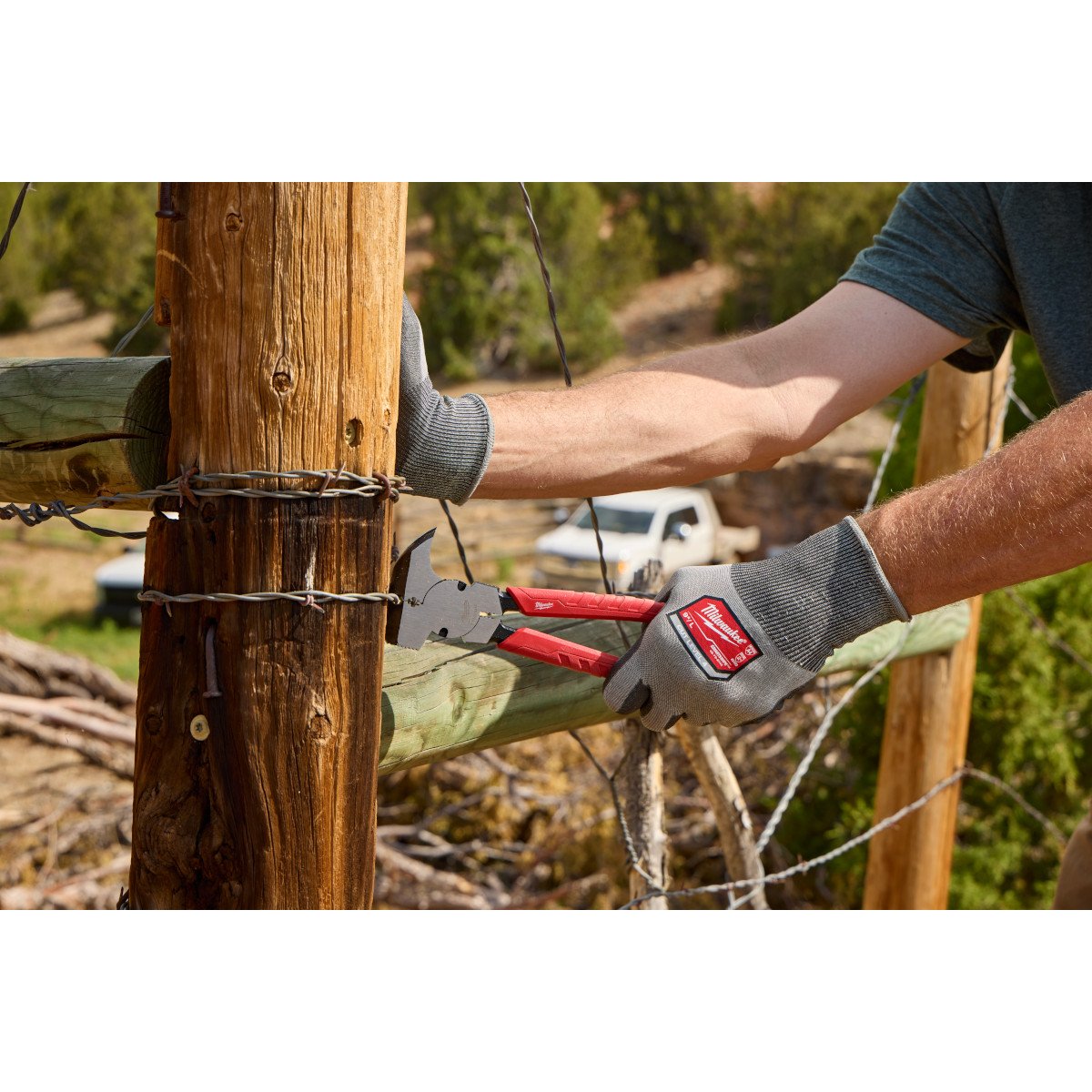 Milwaukee 48-22-6410 Fencing Pliers - in use