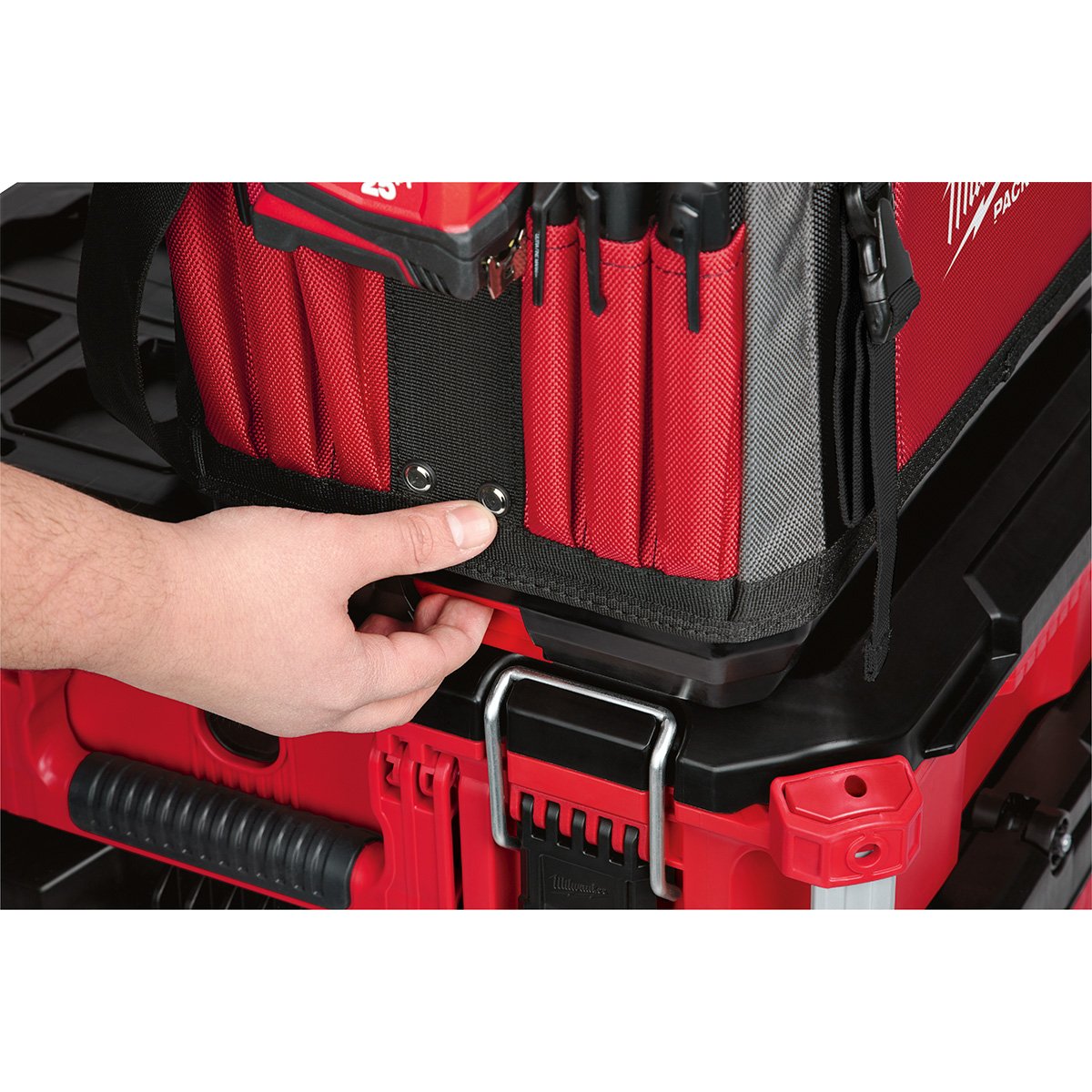 Milwaukee 48-22-8315 PACKOUT™ 15" Tote - product view