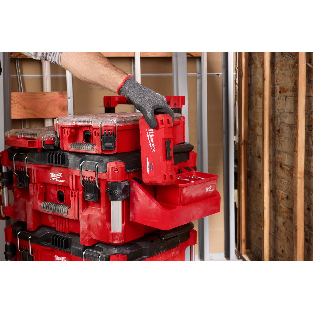 Milwaukee 48-22-8605 PACKOUT™ Tool Box Tray Attachment - in use
