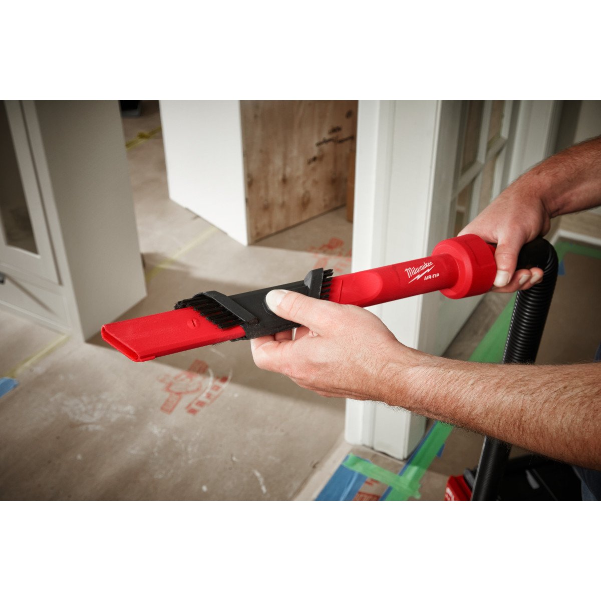 Milwaukee 49-90-2023 AIR-TIP™ 3-in-1 Crevice and Brush Tool - in use