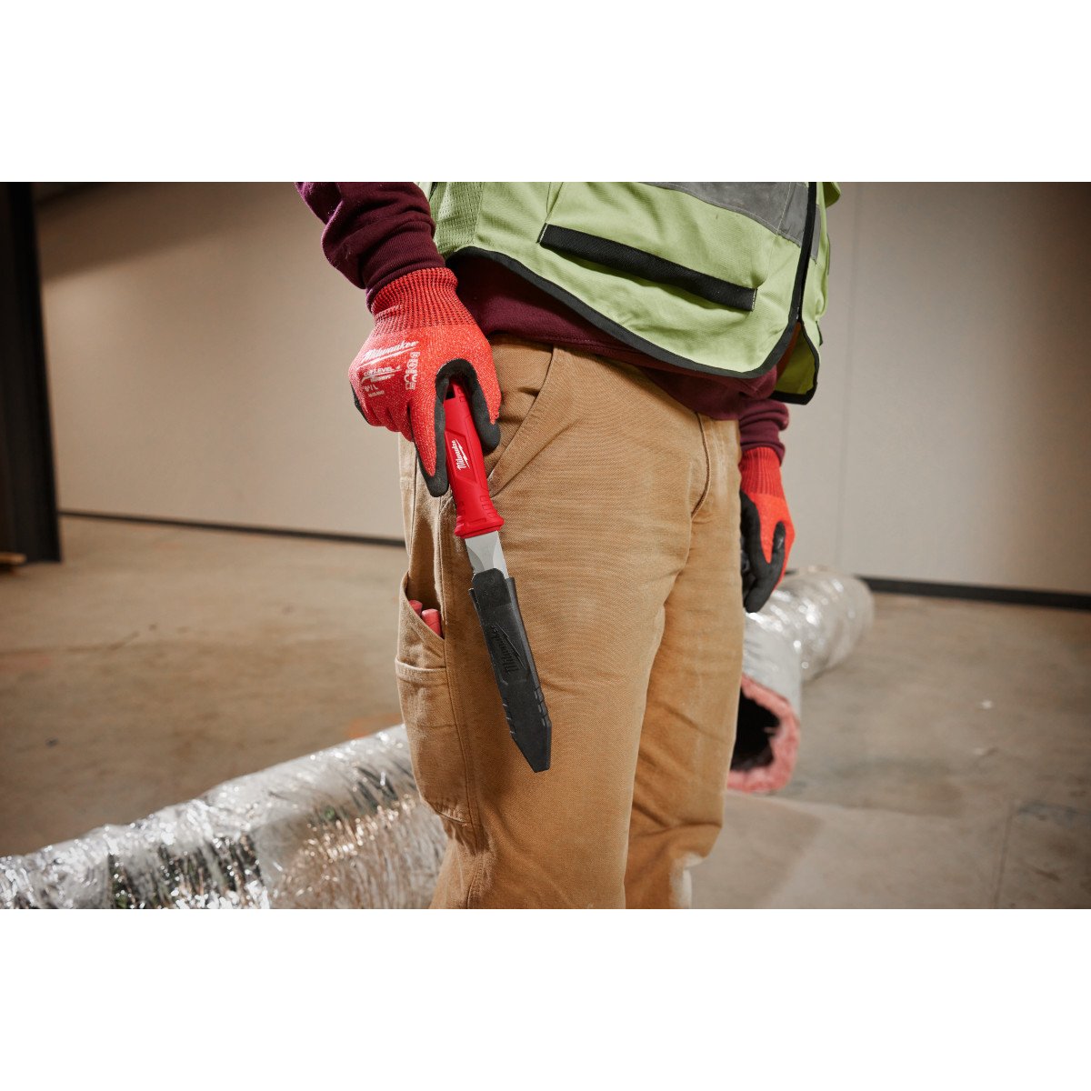 Milwaukee 48-22-1927 Duct Knife - in use