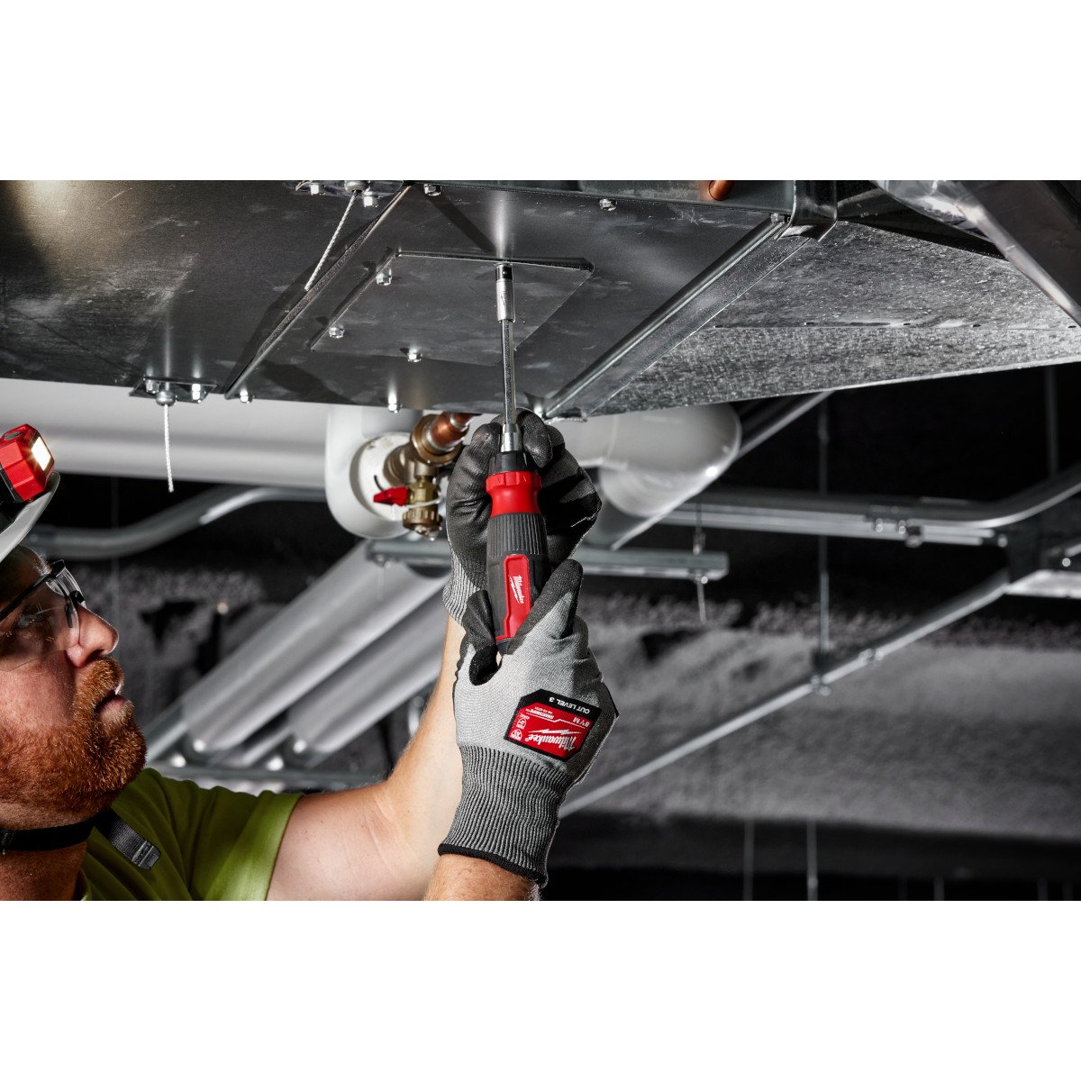 Milwaukee 48-22-2904 27-in-1 Ratcheting Multi-Bit Screwdriver - in use