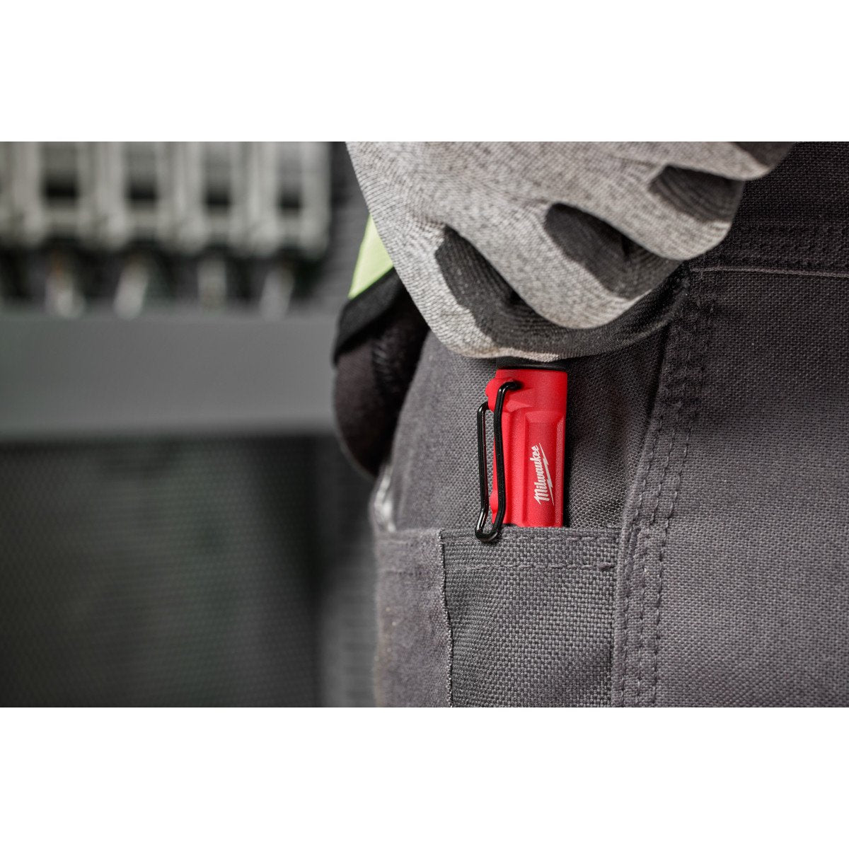Milwaukee 48-22-2932 4-in-1 Pocket Precision Multi-Bit Screwdriver - in use