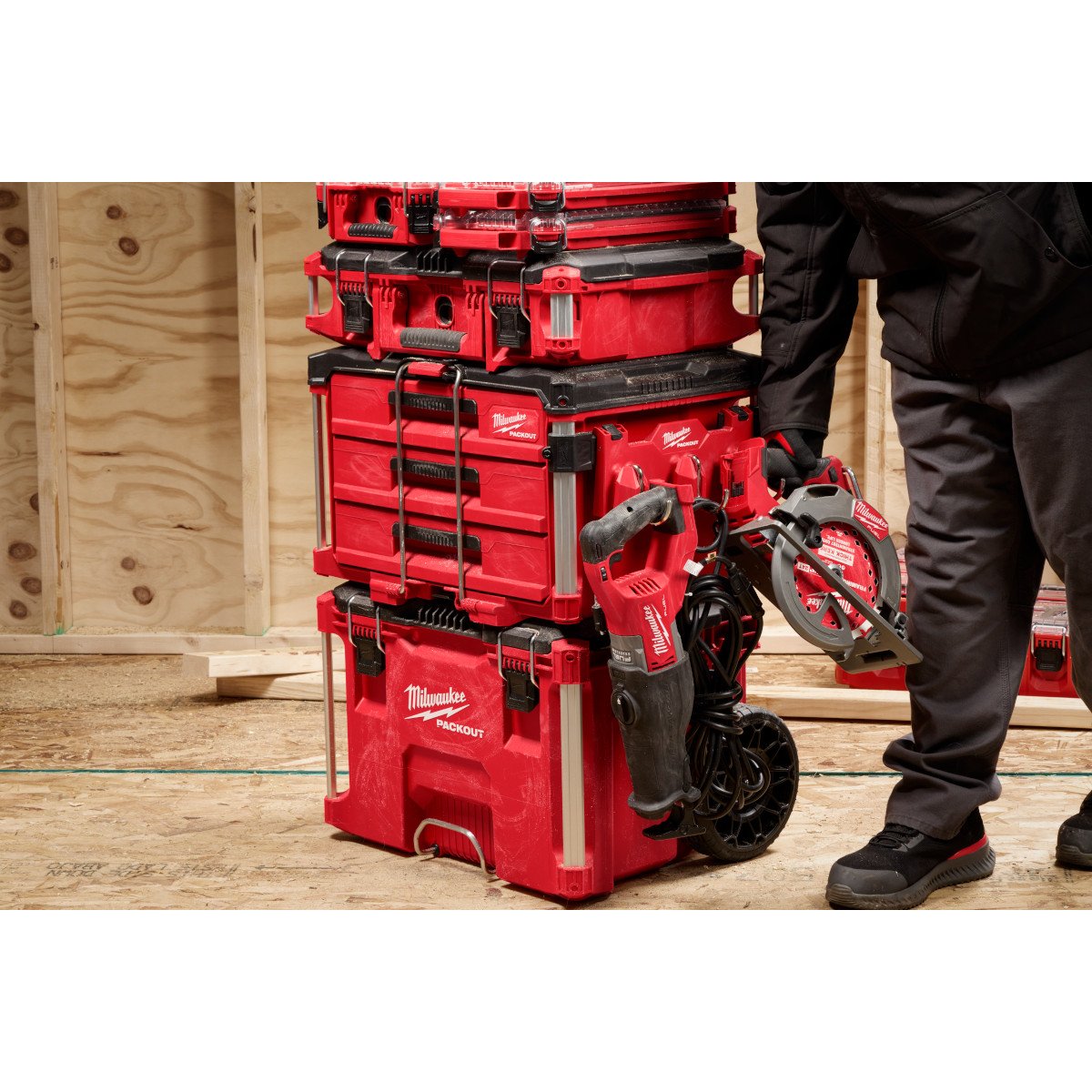 Milwaukee 48-22-8606 PACKOUT™ Tool Box 3-Hook Attachment - in use