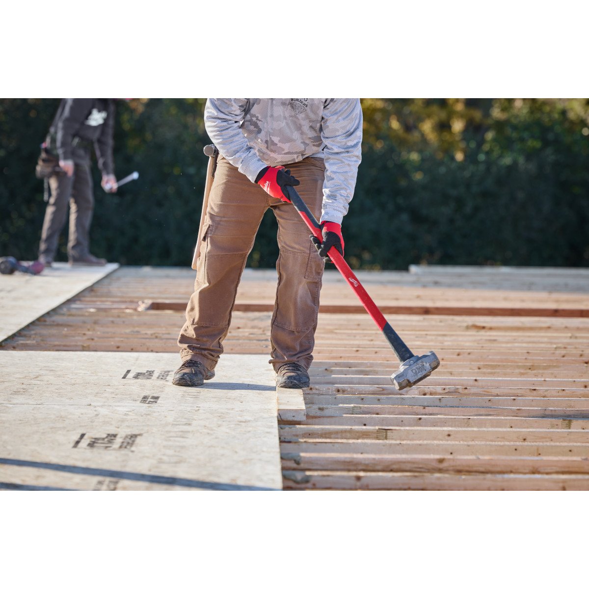 Milwaukee 48-22-9331 8lb Sledge Hammer with 36" Fiberglass Handle - in use