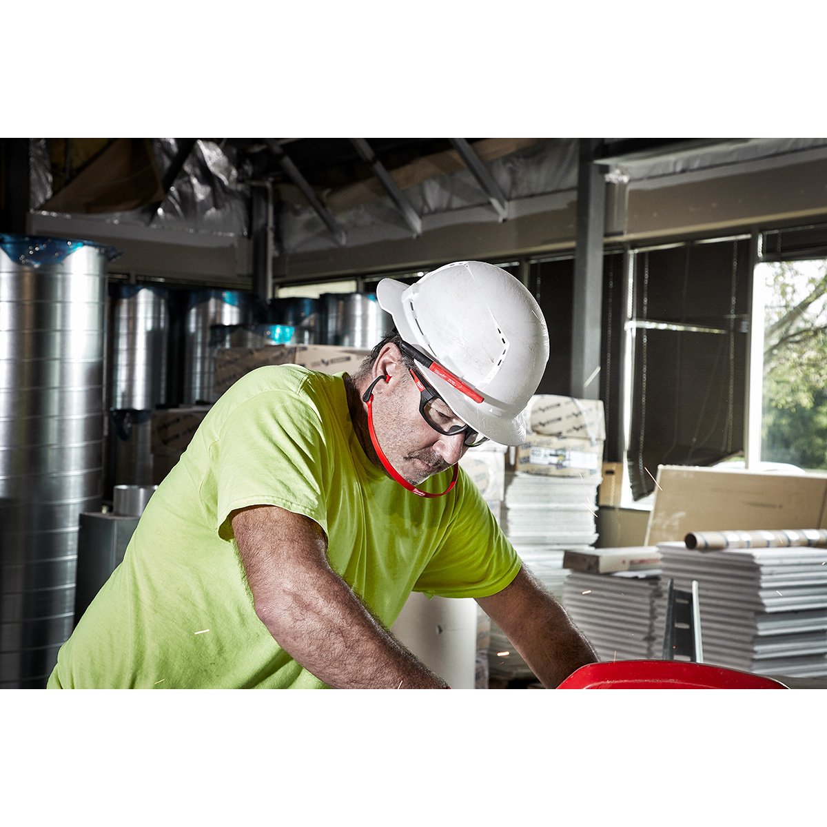 Milwaukee 48-73-3201 Banded Ear Plugs - in use