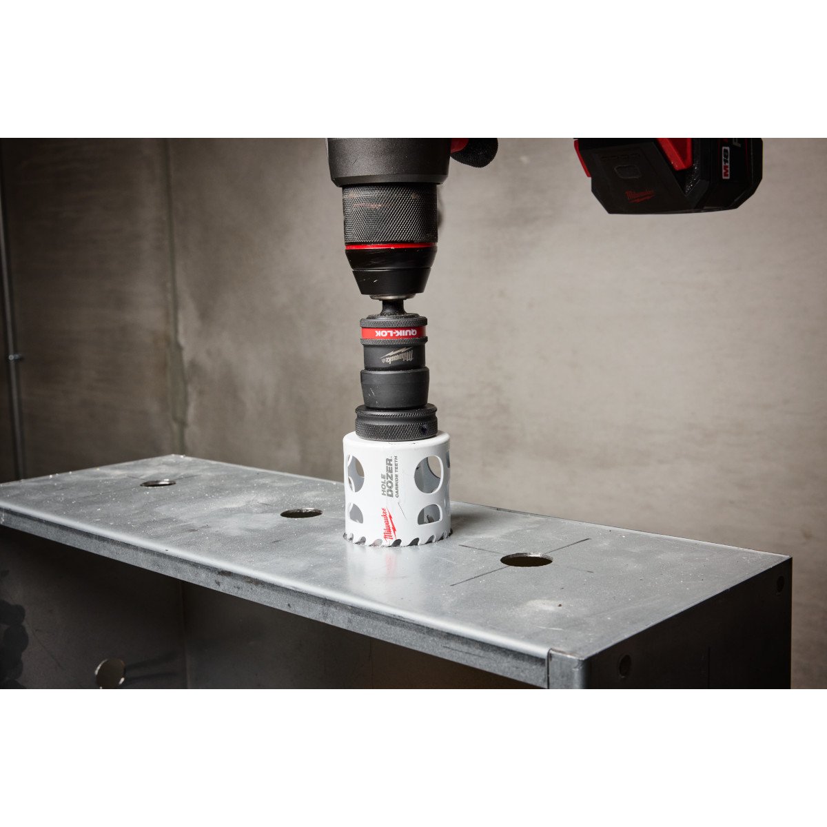 Milwaukee 49-56-7555 5PC 7/16" QUIK-LOK™ Arbor Set - in use