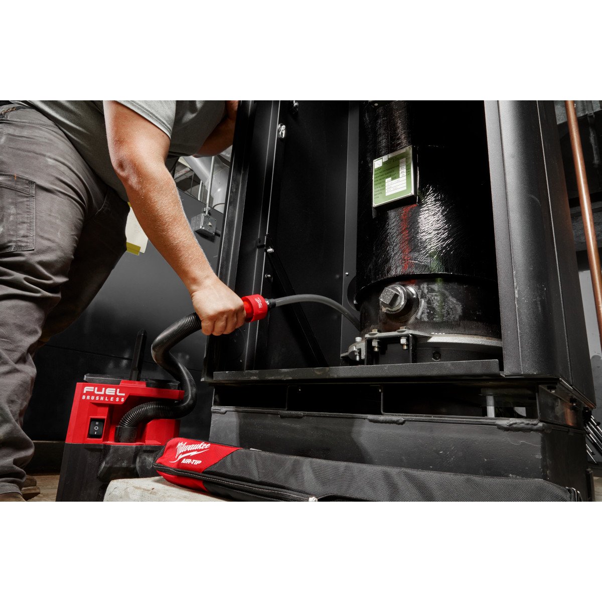 Milwaukee 49-90-2037 AIR-TIP™ Long Reach Flexible Micro Hose Set - in use