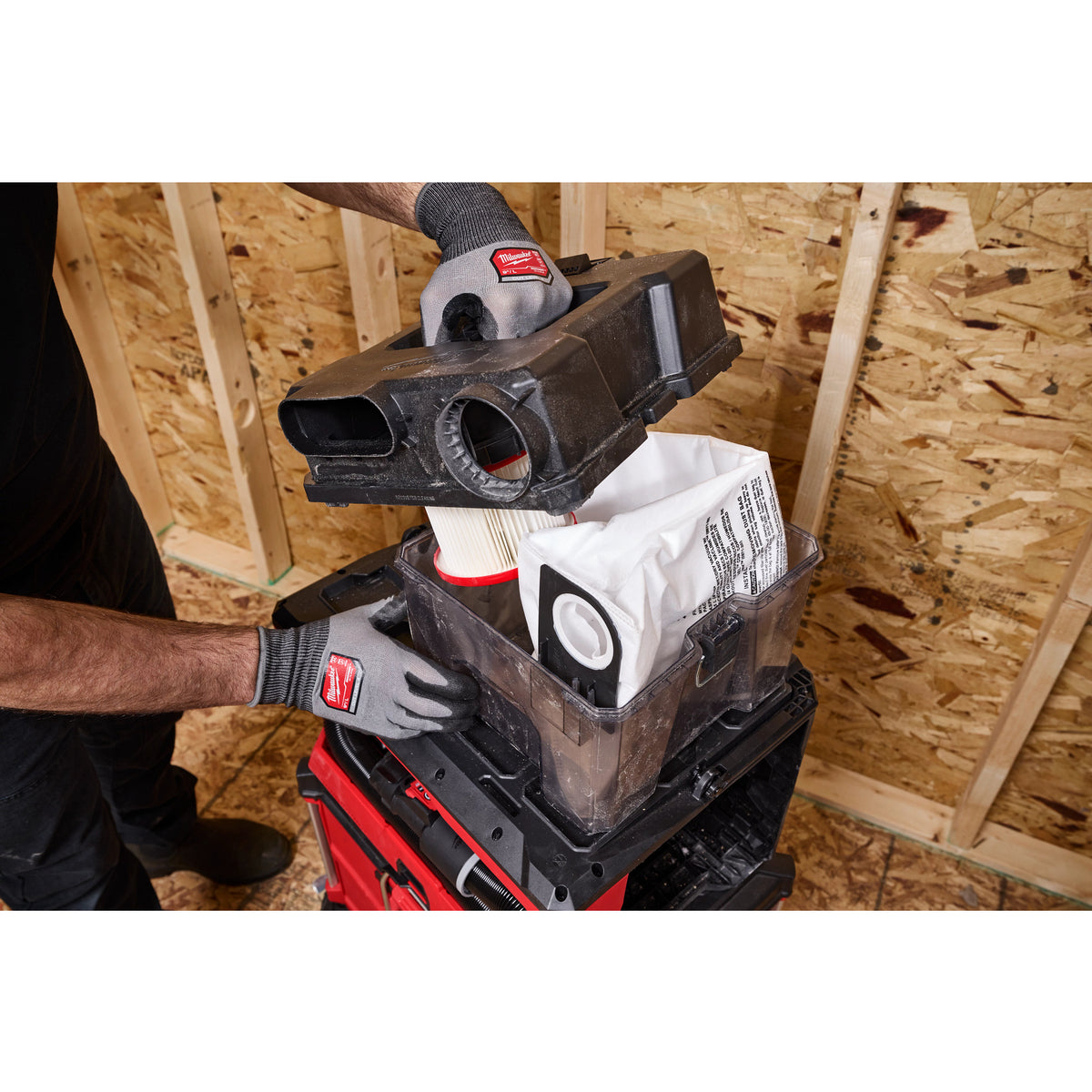 Milwaukee M18 FUEL 4 Gallon Wet/Dry Vacuum Unit