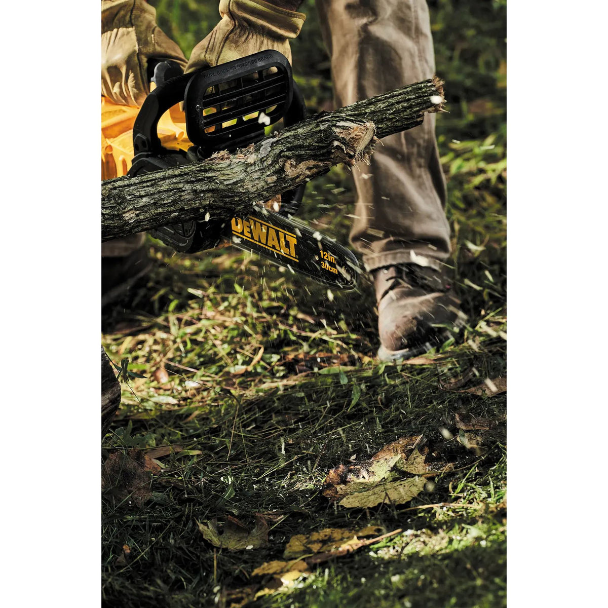 DeWalt DCCS670B 60V MAX* 16 in. Brushless Cordless Chainsaw (Tool Only)
