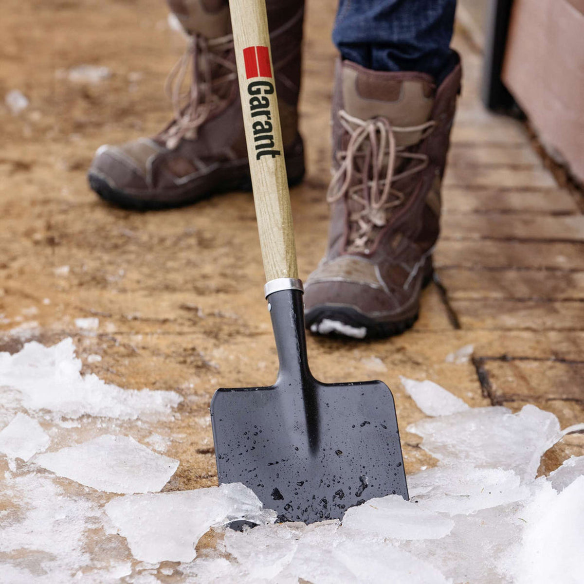 Garant NHSW7 7" Ice Scraper with Tempered Steel Blade