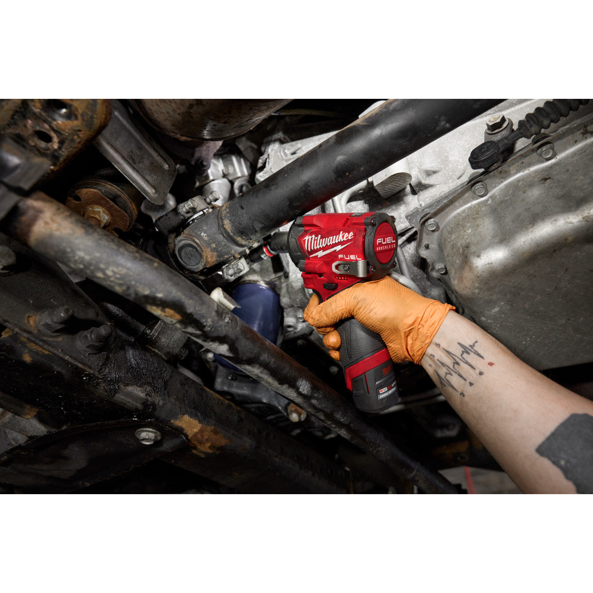 Milwaukee 2562-20 - M12 FUEL™ Stubby 3/8" Impact Wrench