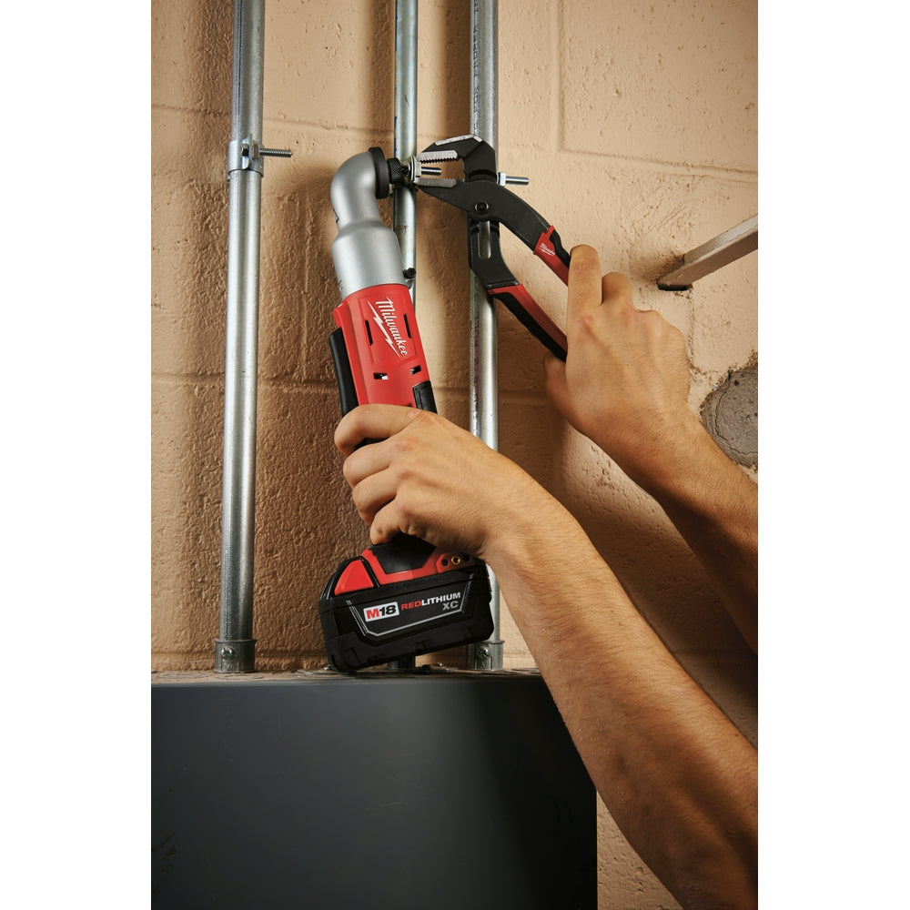 Milwaukee 2667-20 - Visseuse à chocs à angle droit M18™ 2 vitesses 1/4 po