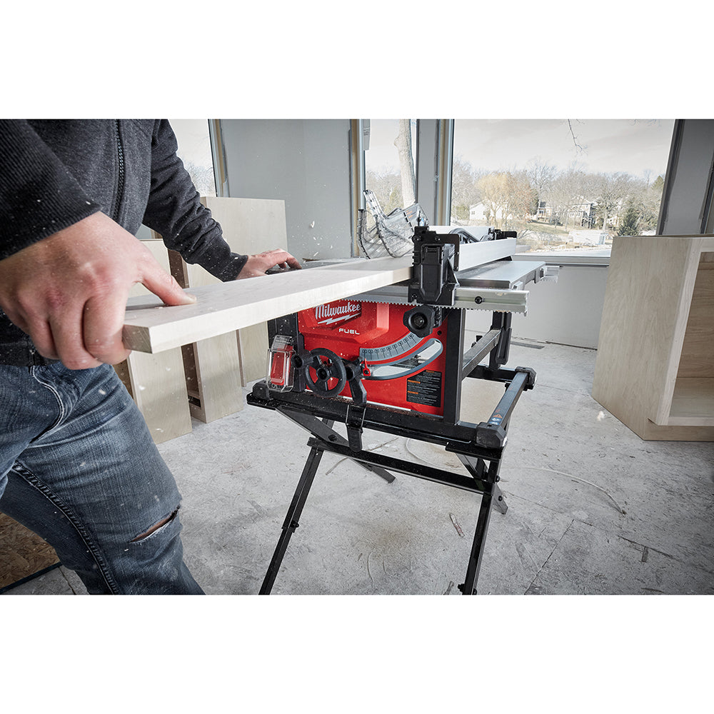 Scie circulaire à table Milwaukee 2736-21HD M18 FUEL™ 8-1/4 po avec kit ONE-KEY™