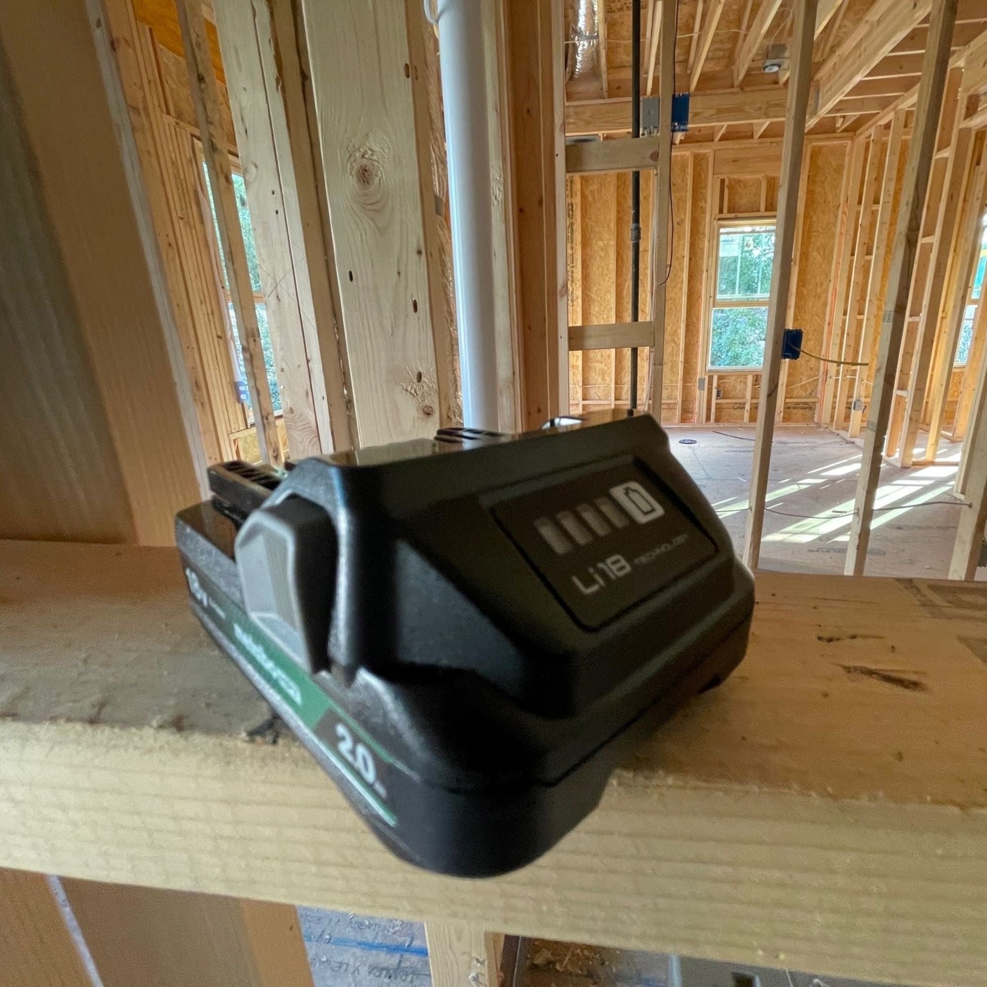 Metabo HPT BSL1820M 18V 2.0Ah Lithium Ion Compact Battery with Fuel Gauge