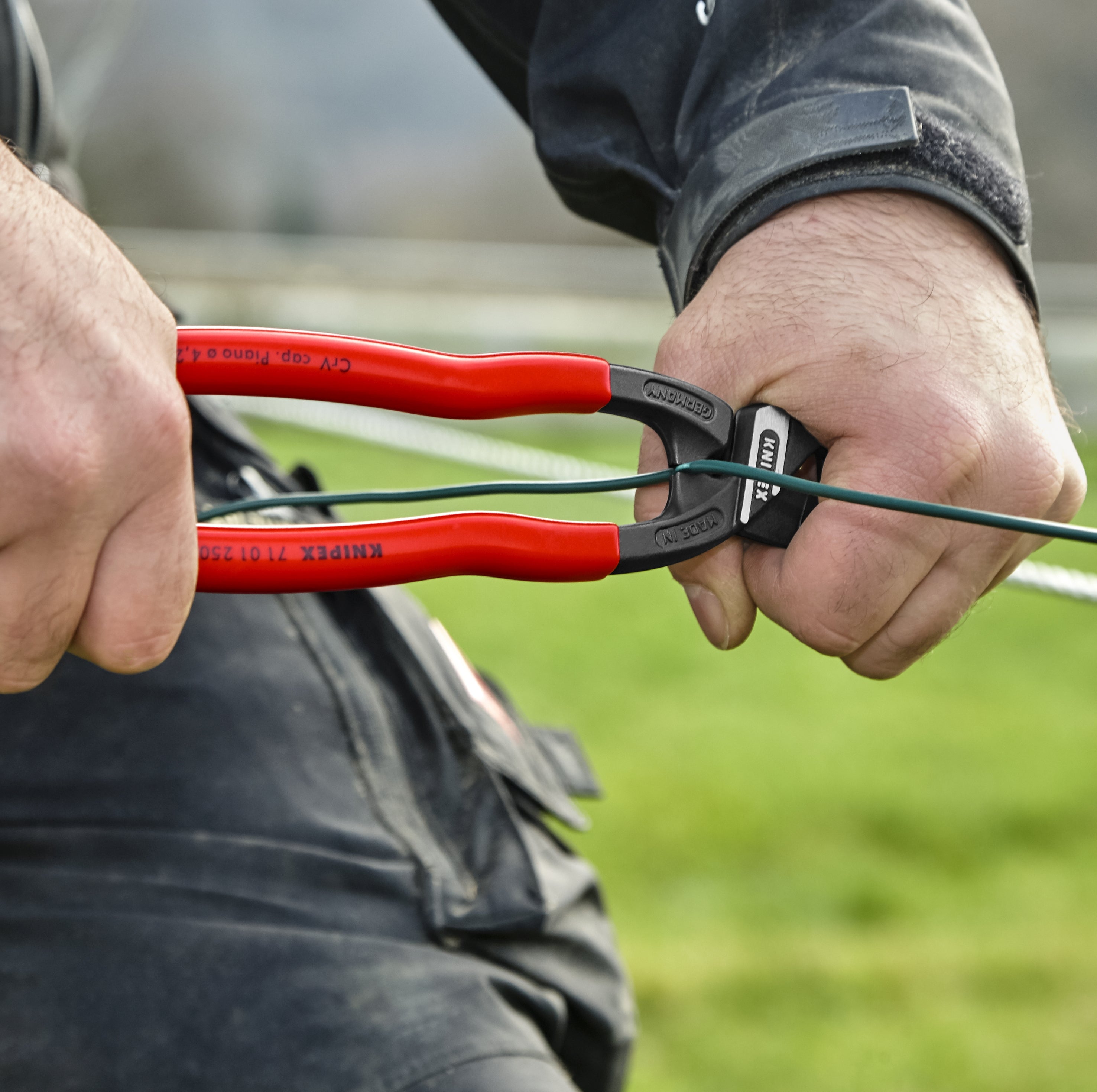 Knipex 7101250SBA - 10" CoBolt® High Leverage XL Compact Bolt Cutters