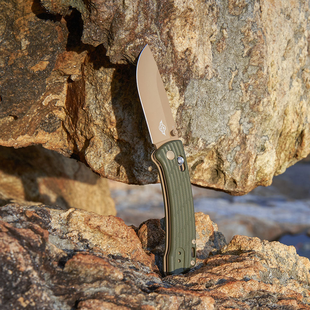 Olight Heron R1 Cerakote-Coated Folding Pocket Knife