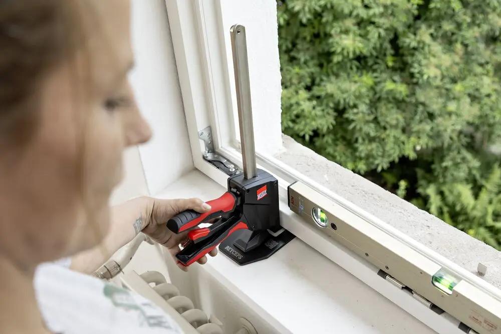 BESSEY BEY9  -  BEYCEPS Lifting & Assembly Tool 400lb Capacity BESSEY