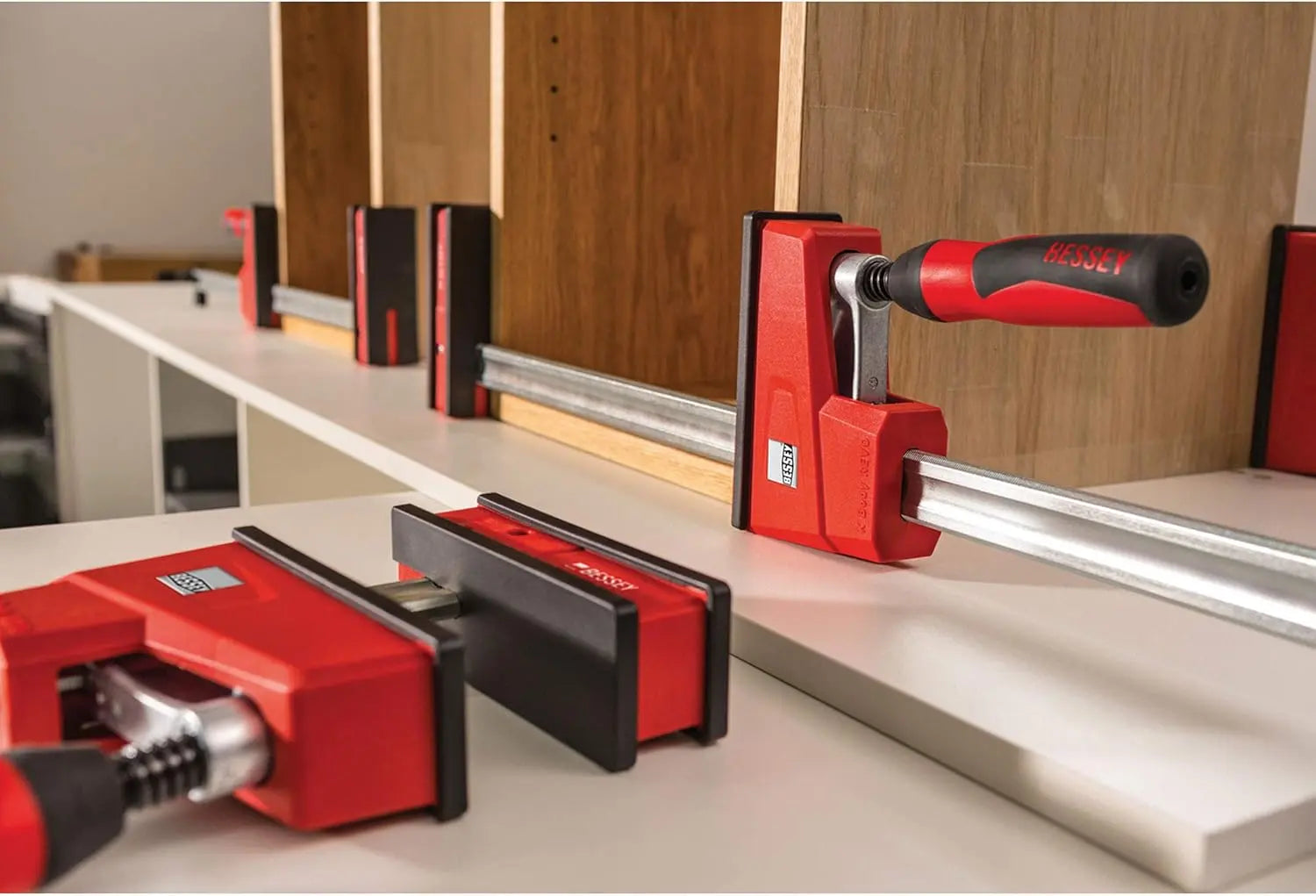 BESSEY KRE3540 40 in. x 3-3/4 in. K-Body REVO 2K Handle Parallel Bar Clamp - Wise Line Tools