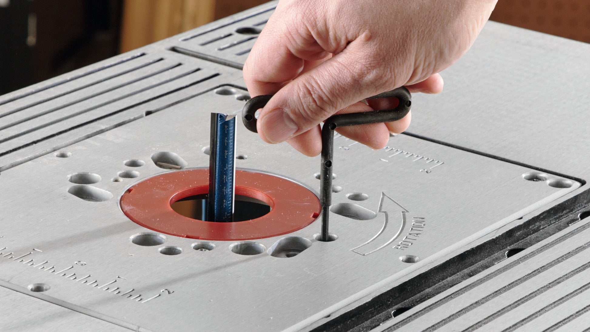 BOSCH RA1181  -  BENCH TO ROUTER TABLE - Wise Line Tools