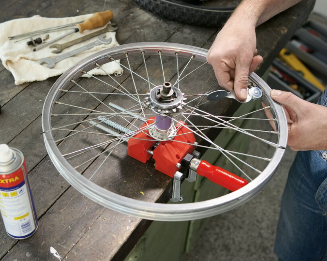 Bessey S-10 Portable mini vise - Wise Line Tools