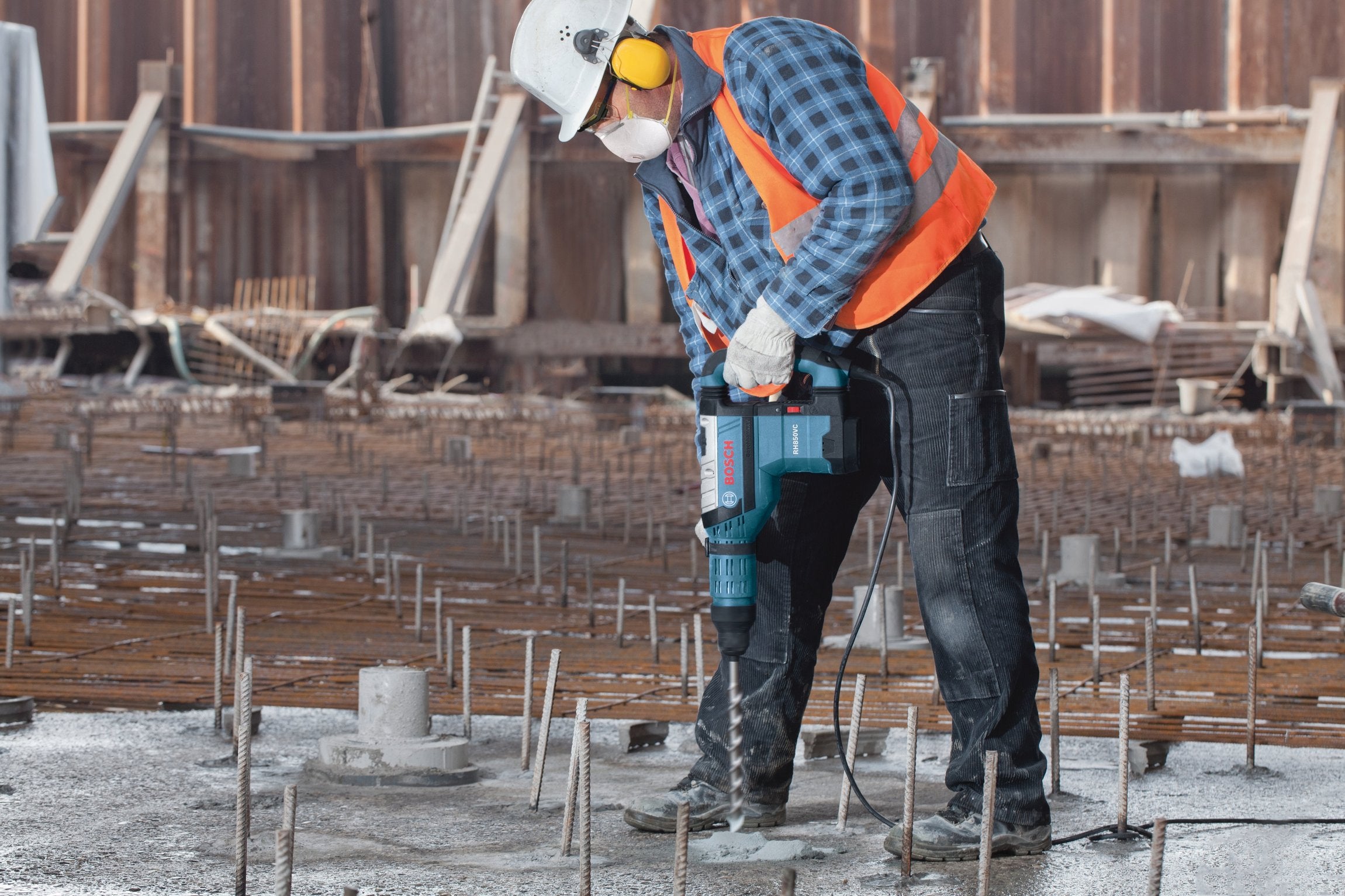 Bosch RH850VC  -  1-7/8 In. SDS-max® Rotary Hammer - Wise Line Tools