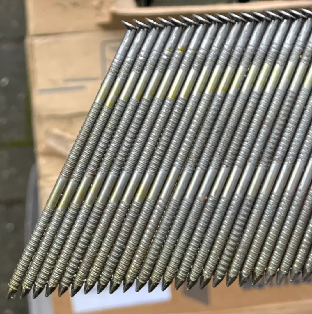 Bostitch BS314  -  3-1/4''  Smooth Taper Strip Nails 3M/Box - Wise Line Tools