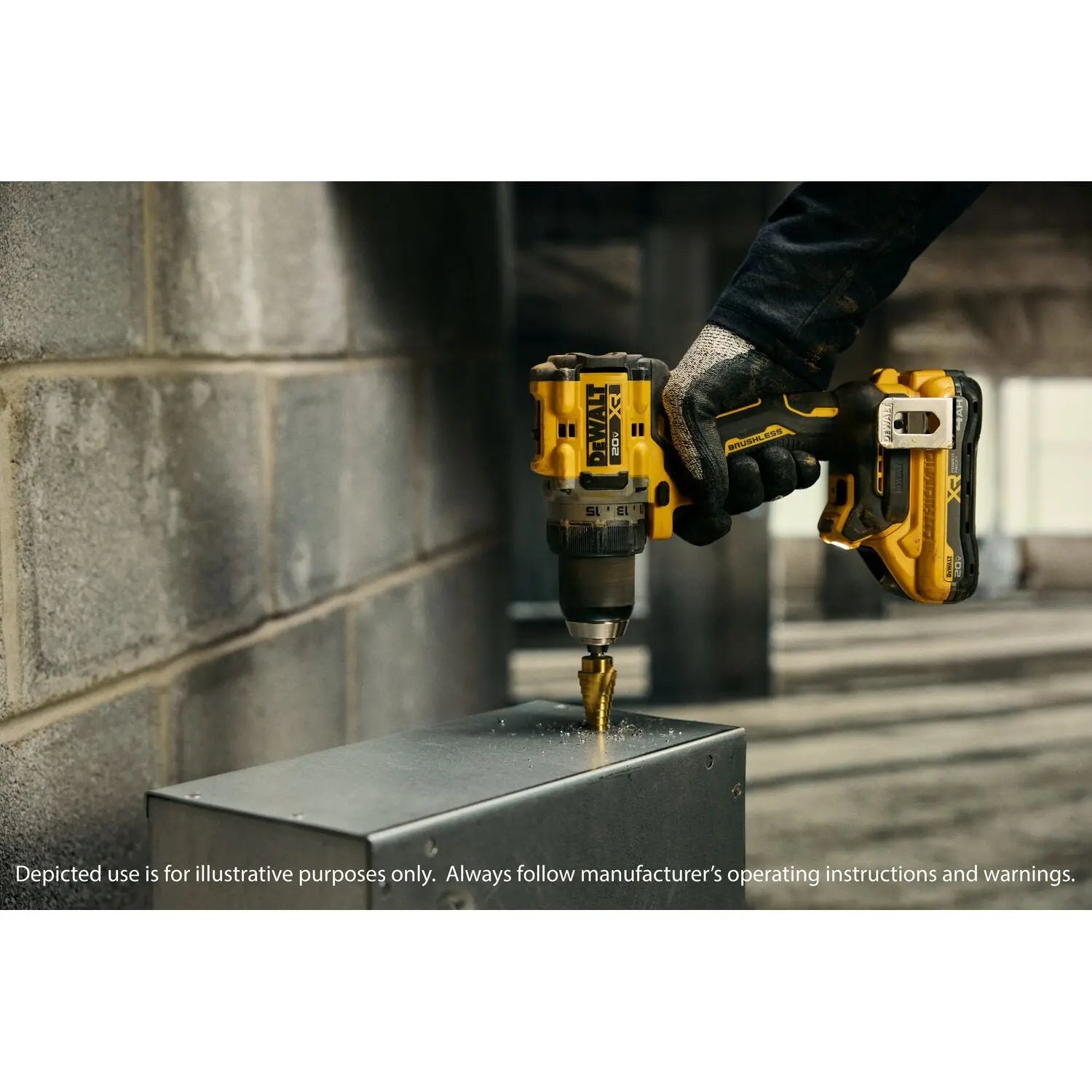 DEWALT DCD801QQ2 - 20V MAX XR Brushless 1/2" Drill/Driver With Anti-Rotation Kit DEWALT