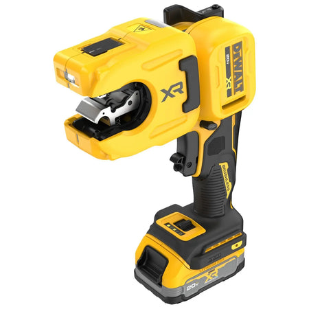 DEWALT DCE154E1 - 20V MAX XR® 1-1/4 in. Copper Tubing Cutter Kit DEWALT
