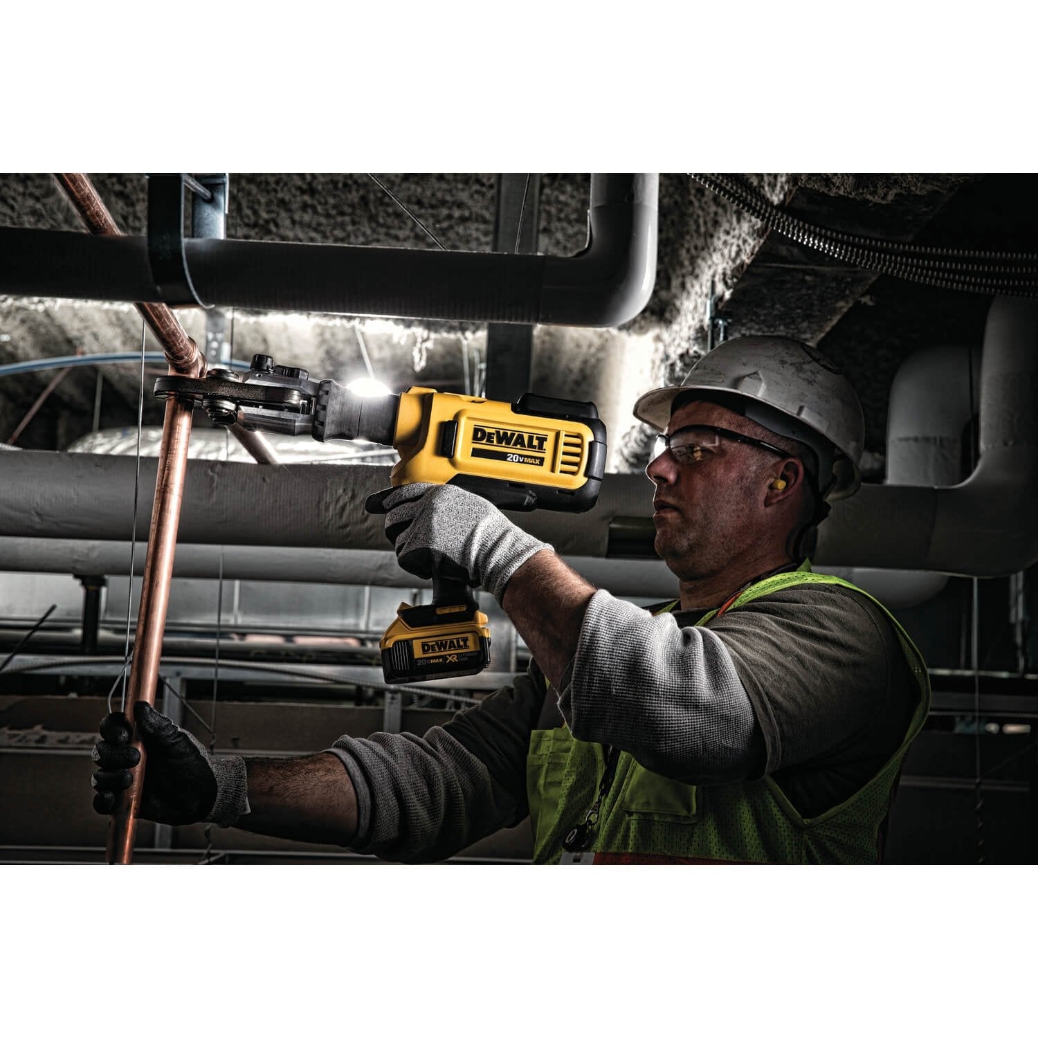 DEWALT DCE200M2-20V Max Pipe Crimping Tool Kit - Wise Line Tools