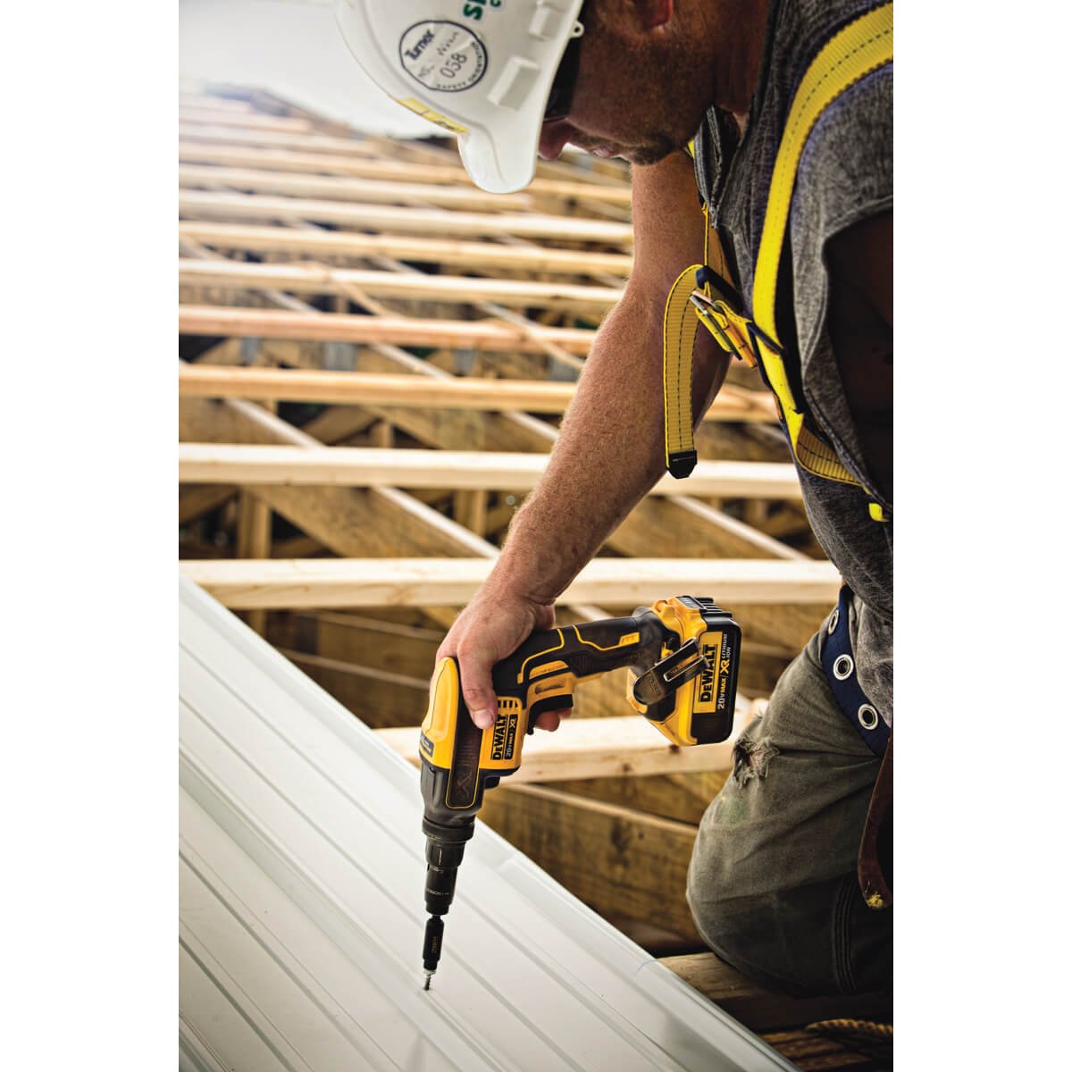 DEWALT DCF622B-20V MAX** XR Versa-Clutch Adjustable Torque Screwgun (Tool Only) - Wise Line Tools