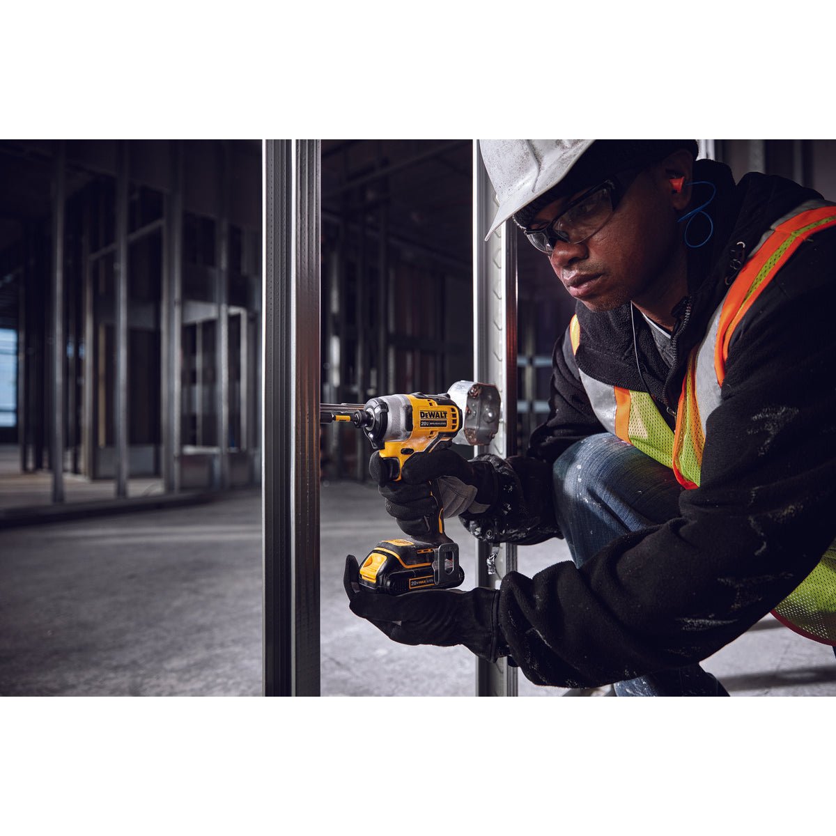 DEWALT DCF809B-20V MAX* ATOMIC Cordless Brushless 1/4 in Impact Driver Drill - Wise Line Tools