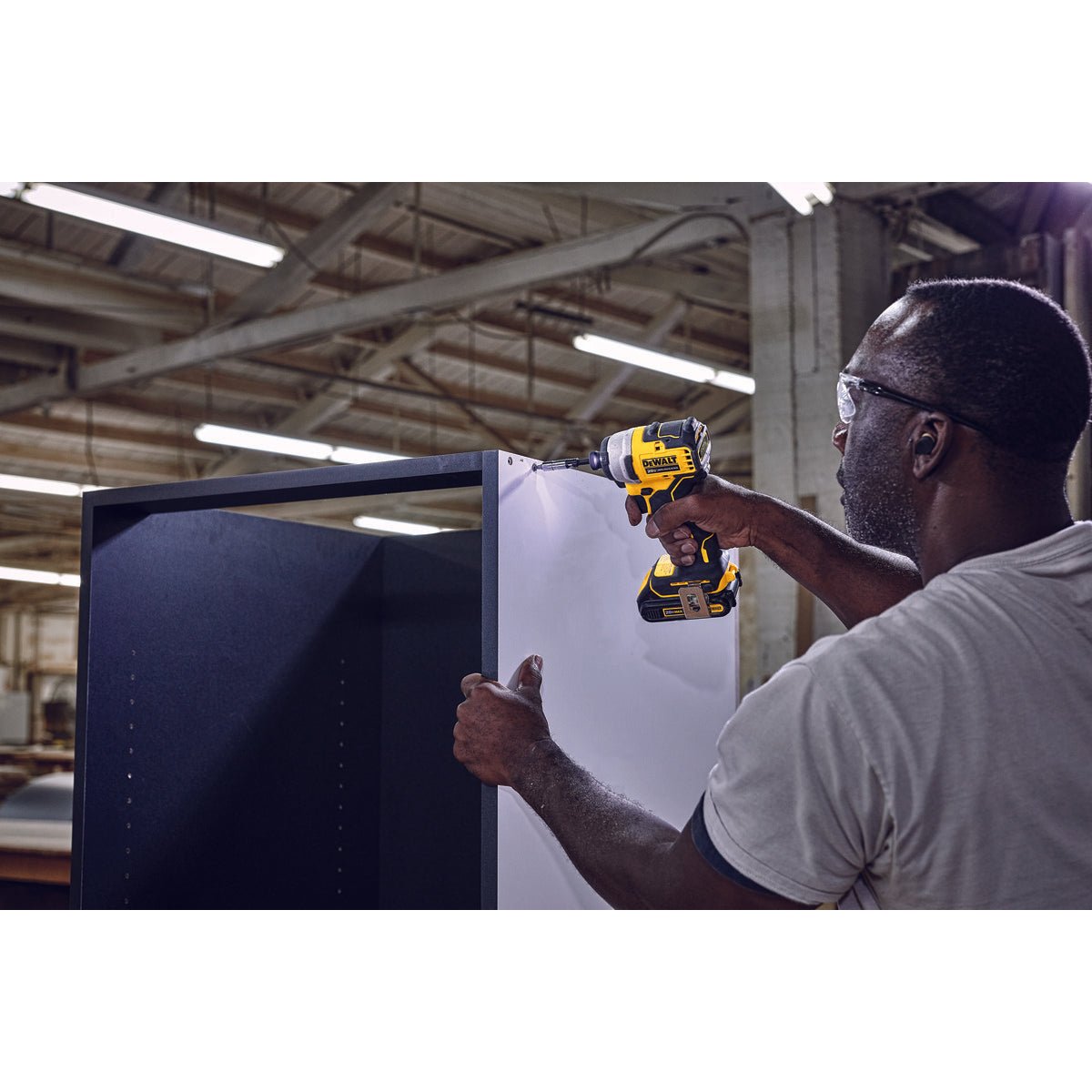 DEWALT DCF809B-20V MAX* ATOMIC Cordless Brushless 1/4 in Impact Driver Drill - Wise Line Tools