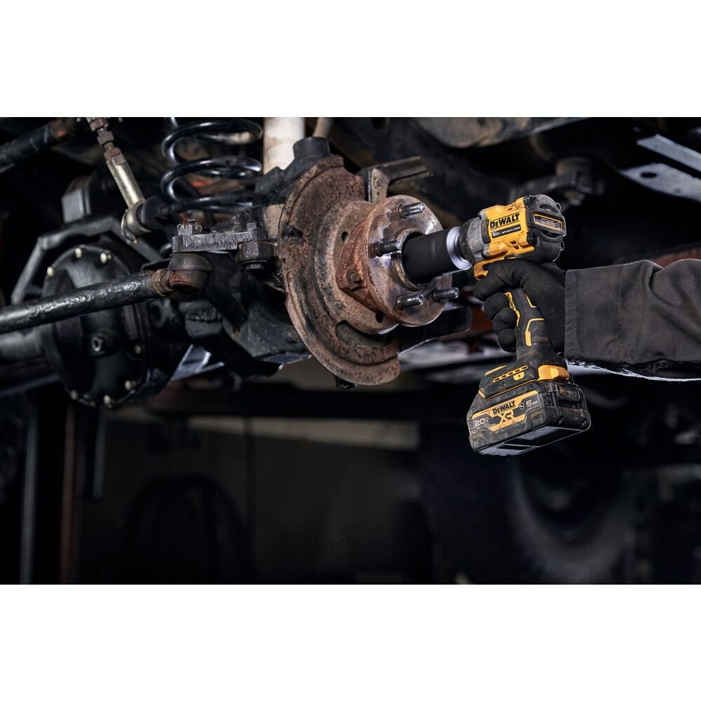 DEWALT DCF921B ATOMIC 20V MAX* 1/2 IN. CORDLESS IMPACT WRENCH WITH DEWALT DCF921B ATOMIC 20V MAX* 1/2 IN. CORDLESS IMPACT WRENCH WITH