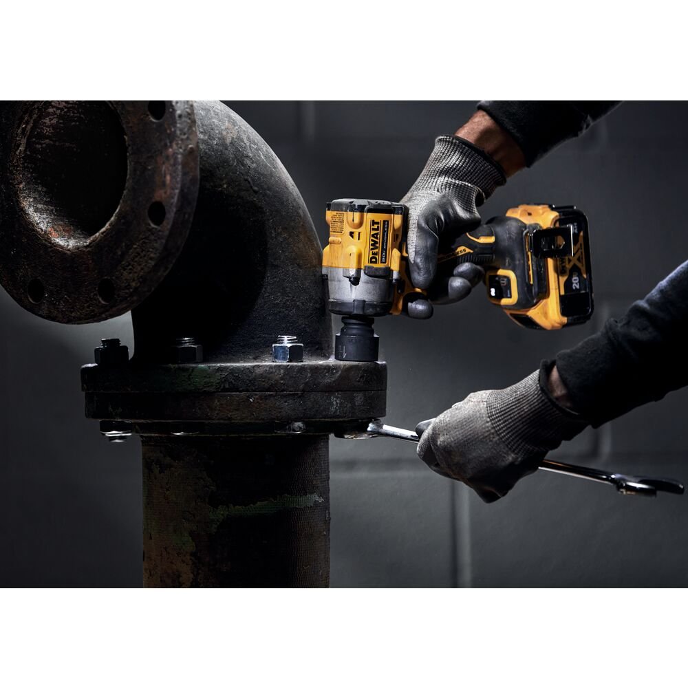 DEWALT DCF922B ATOMIC 20V MAX* 1/2 IN. CORDLESS IMPACT WRENCH WITH DETENT PIN ANVIL (TOOL ONLY) - Wise Line Tools