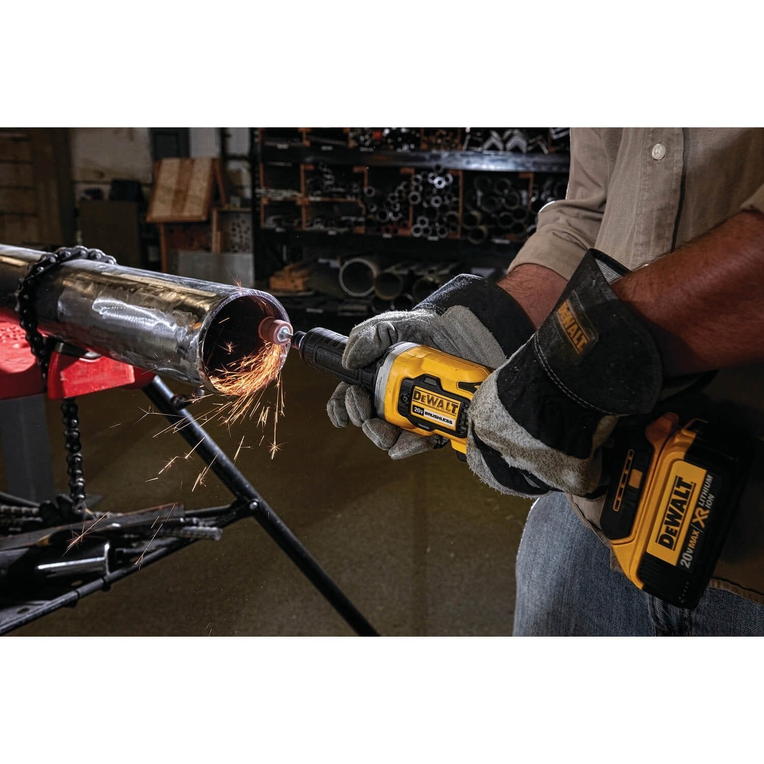 DEWALT DCG426M2-20V Max Die Grinder Kit, Variable Speed, 1-1/2-Inch DEWALT