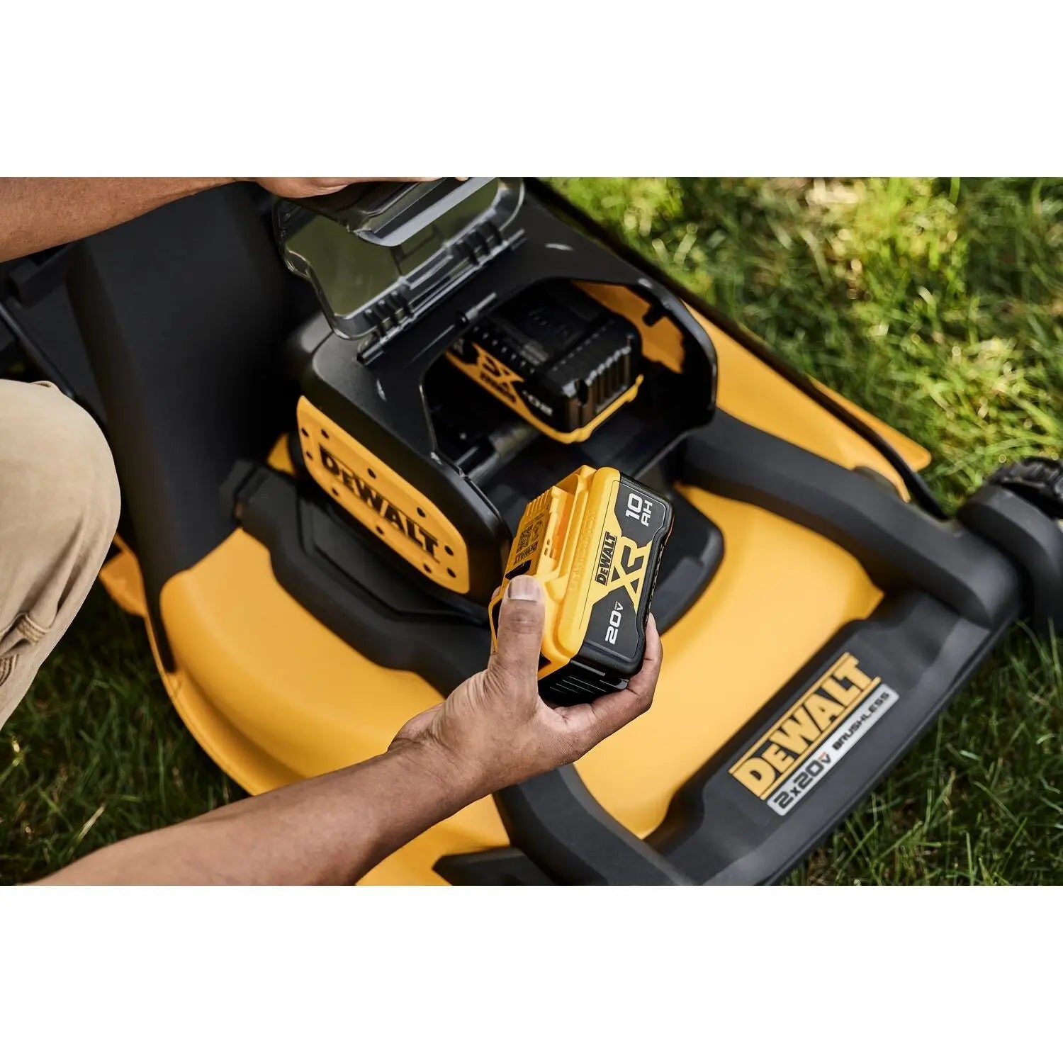 DEWALT DCMWSP256U2-CA -  2X20V* MAX XR® Cordless RWD, Self-Propelled Mower Kit