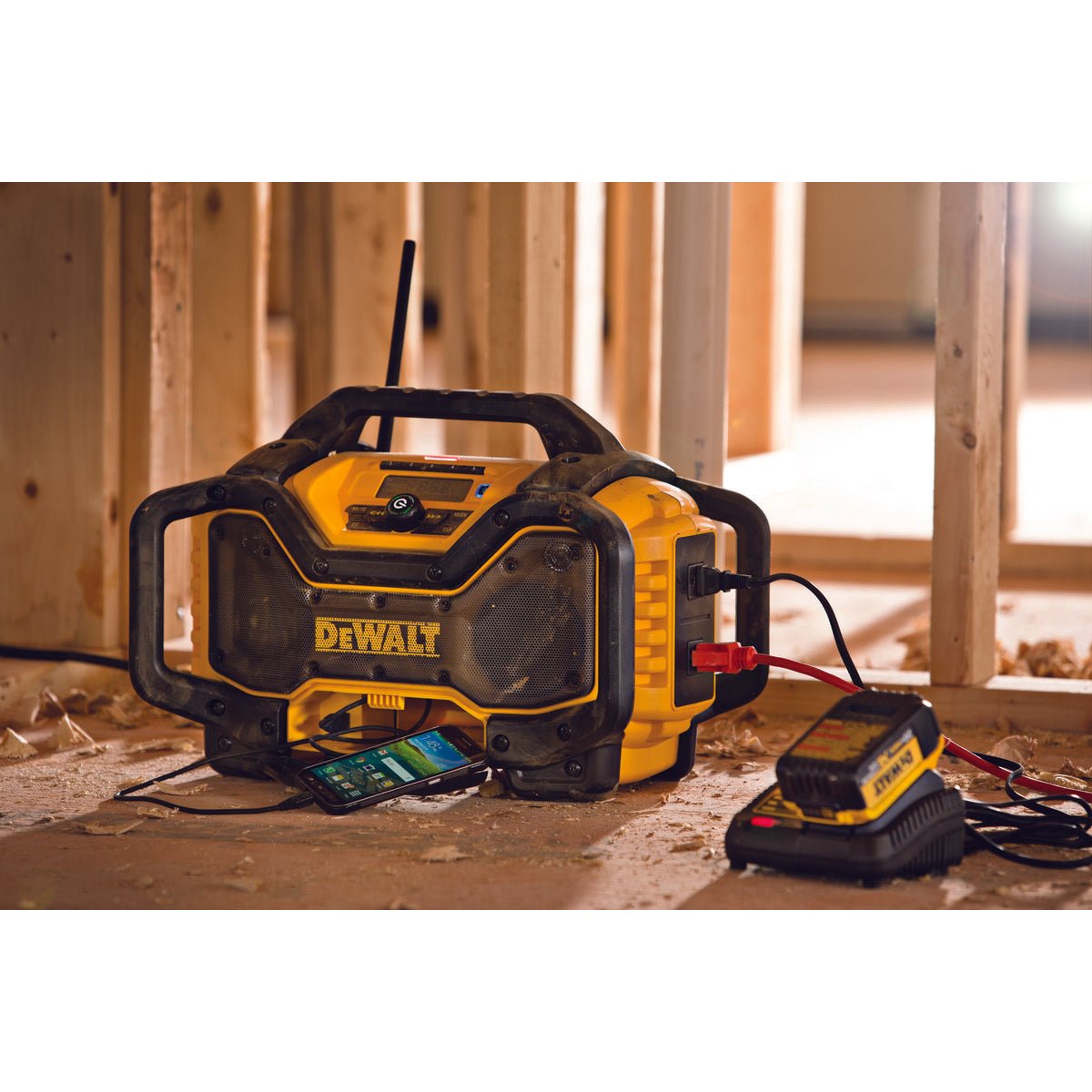 DEWALT DCR025-20V MAX** Portable Radio and Battery Charger, Bluetooth - Wise Line Tools