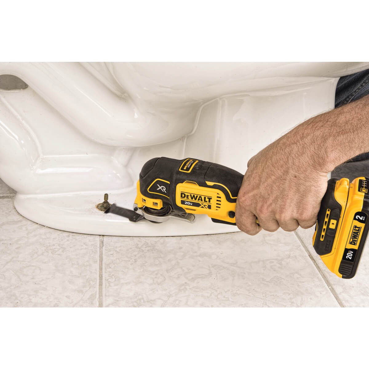 DEWALT DCS356B 20V MAX* XR® BRUSHLESS CORDLESS 3-SPEED OSCILLATING MULTI-TOOL (TOOL ONLY) - Wise Line Tools