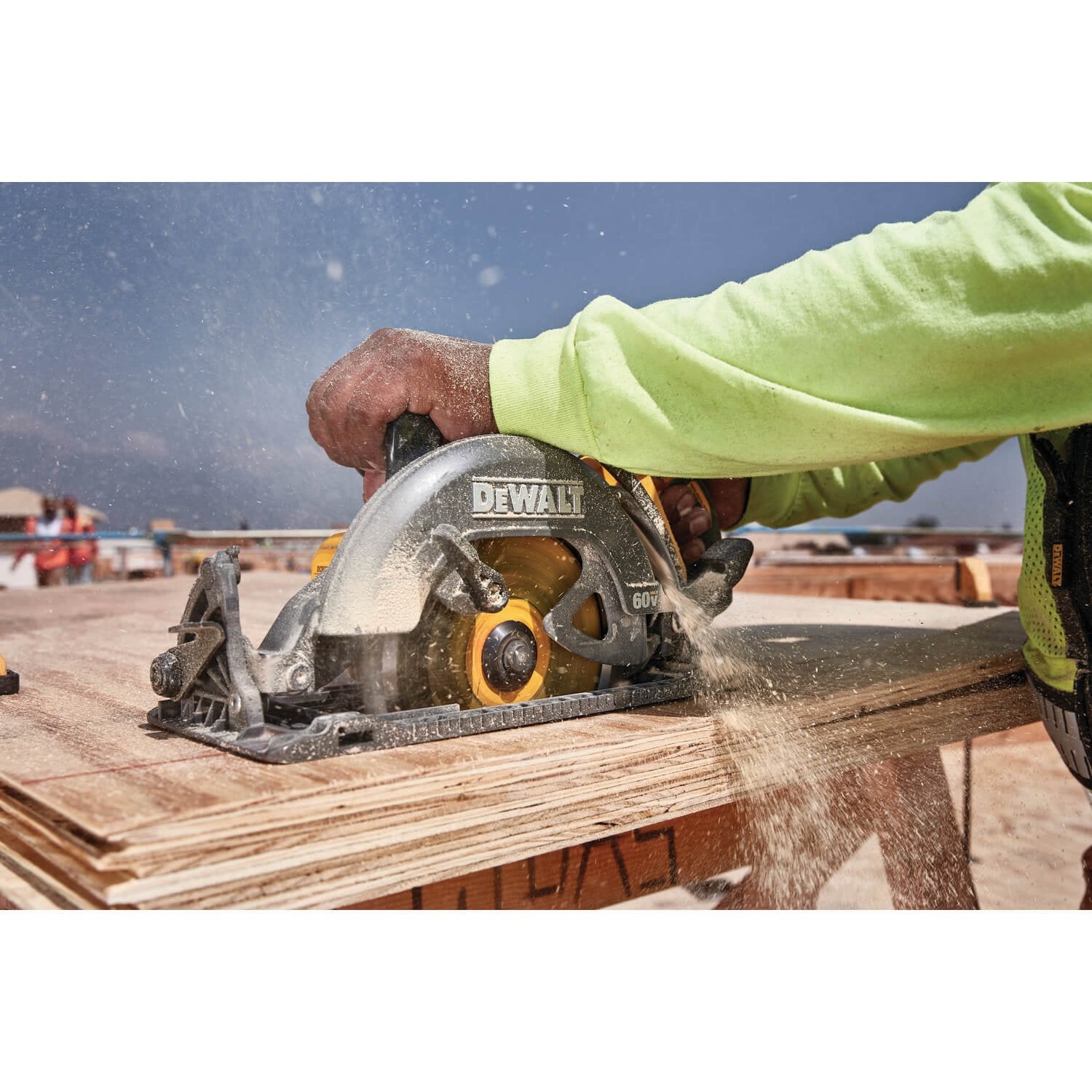 DEWALT DCS577X1 FLEXVOLT® 60V MAX* 7-1/4 IN. CORDLESS WORM DRIVE STYLE SAW (9.0A - Wise Line Tools