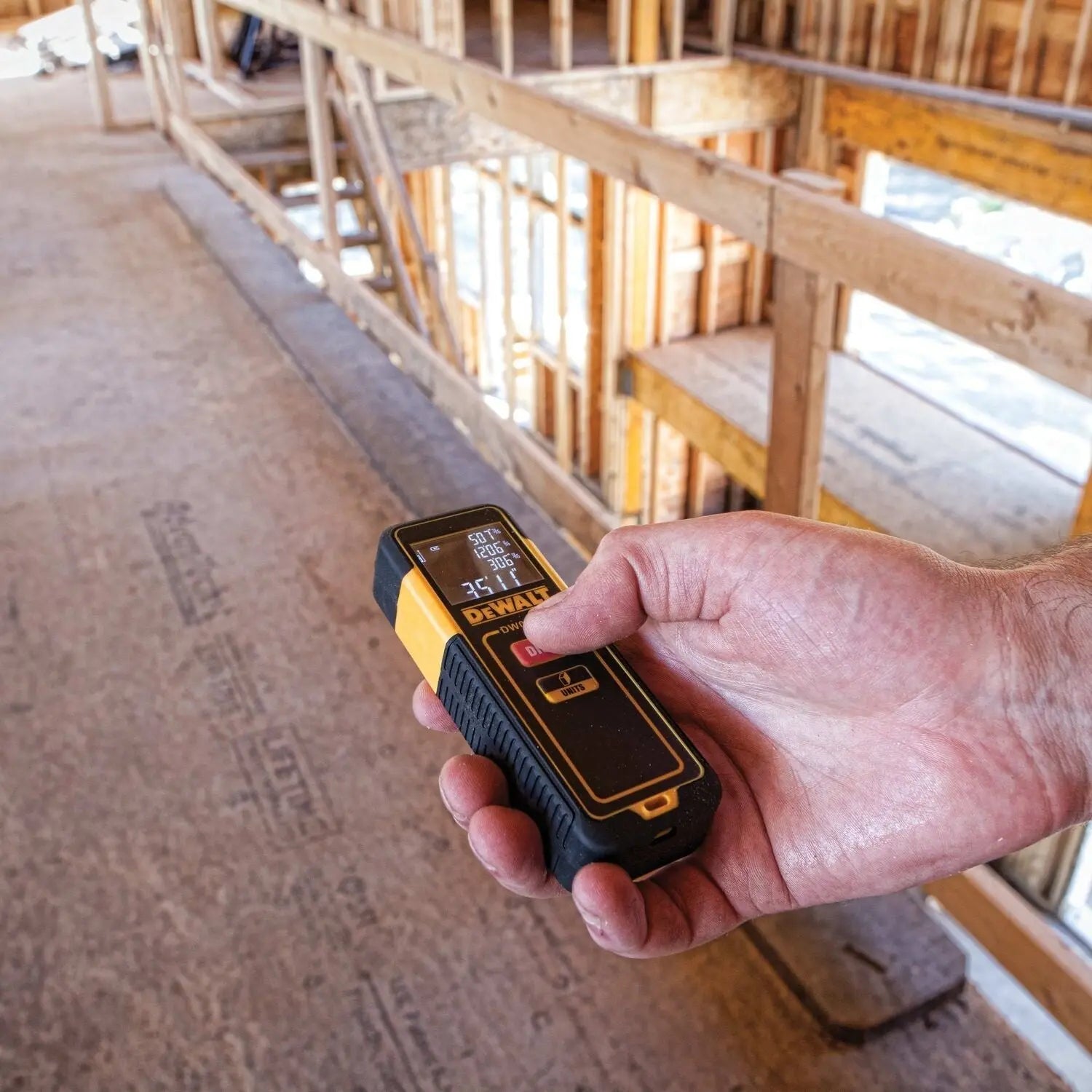 DEWALT DW065E-Laser Distance Measure - Wise Line Tools
