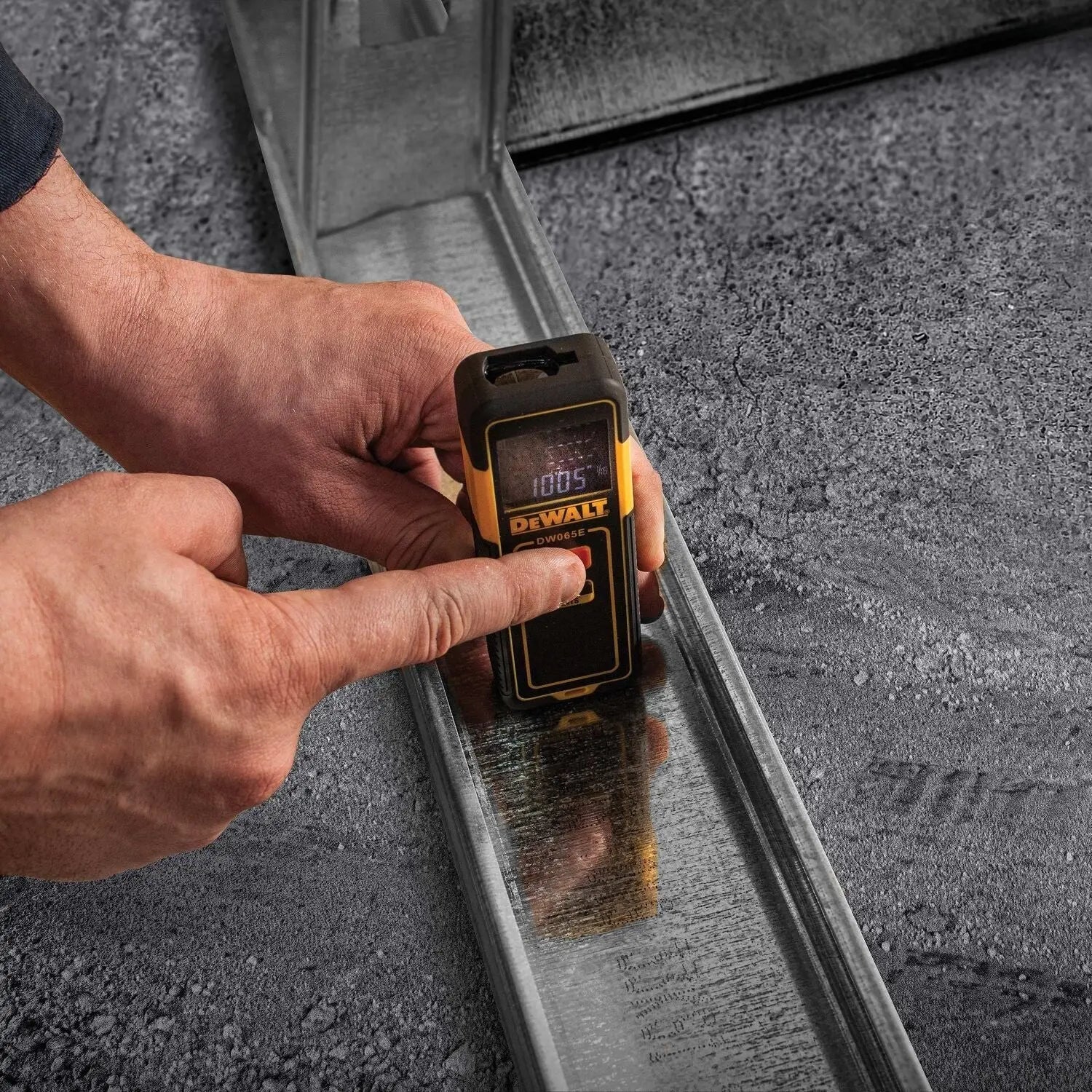 DEWALT DW065E-Laser Distance Measure - Wise Line Tools