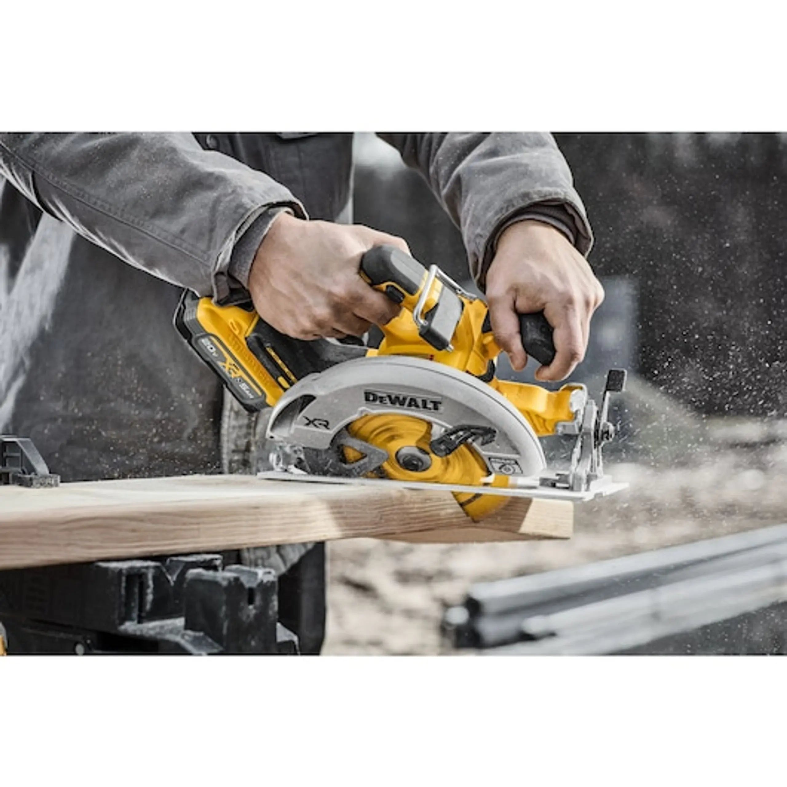 DEWALT DWA271424 - DEWALT 7-1/4 In Circular Saw Blade 24 Tooth with 5/8 in Arbor (1 Pack) - Wise Line Tools