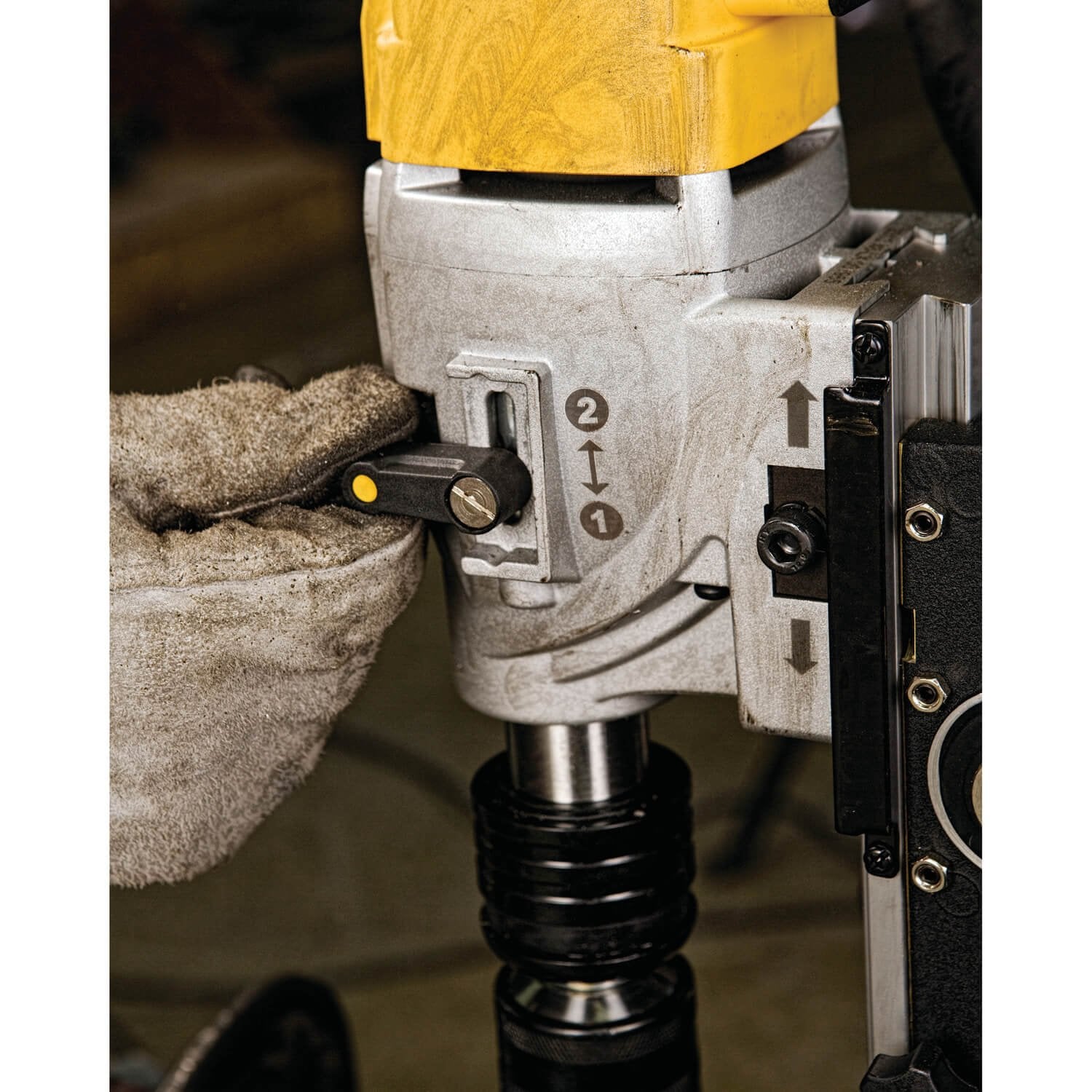 DEWALT DWE1622K-Drill Press, 2-Speed, Magnetic, 2 in. - Wise Line Tools