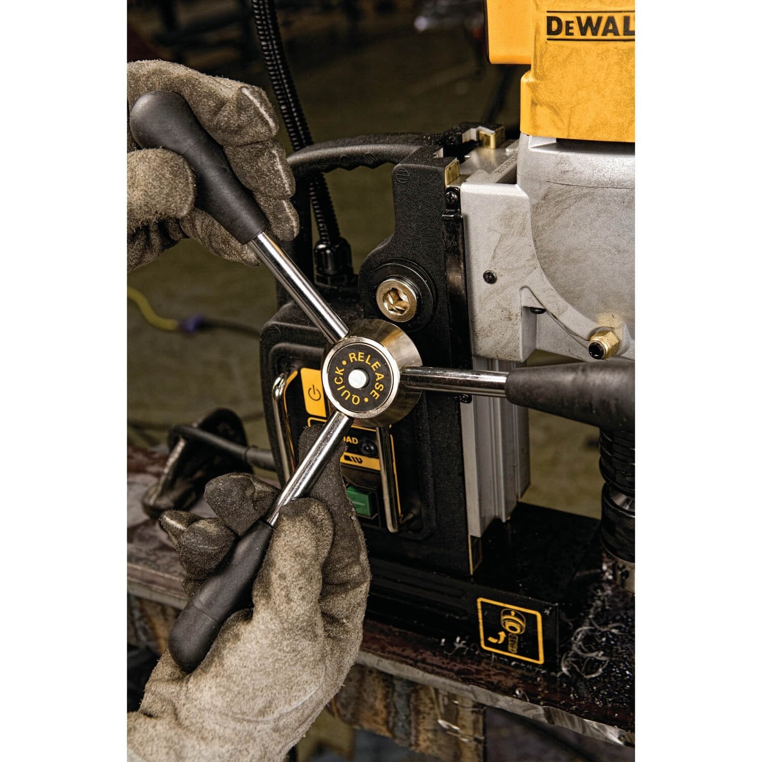 DEWALT DWE1622K-Drill Press, 2-Speed, Magnetic, 2 in. - Wise Line Tools