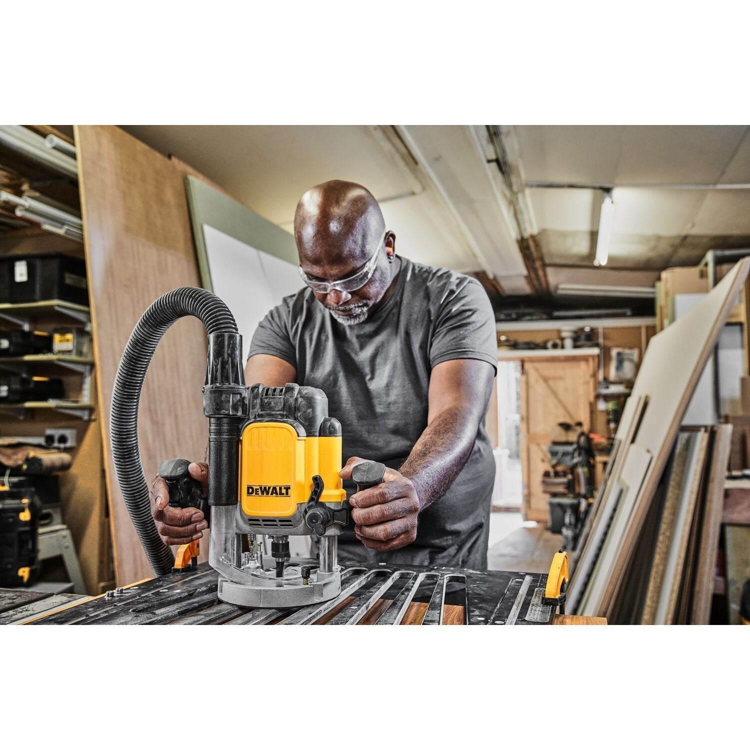 DEWALT DWE625-1/2" (12Mm) Plunge Router - Wise Line Tools